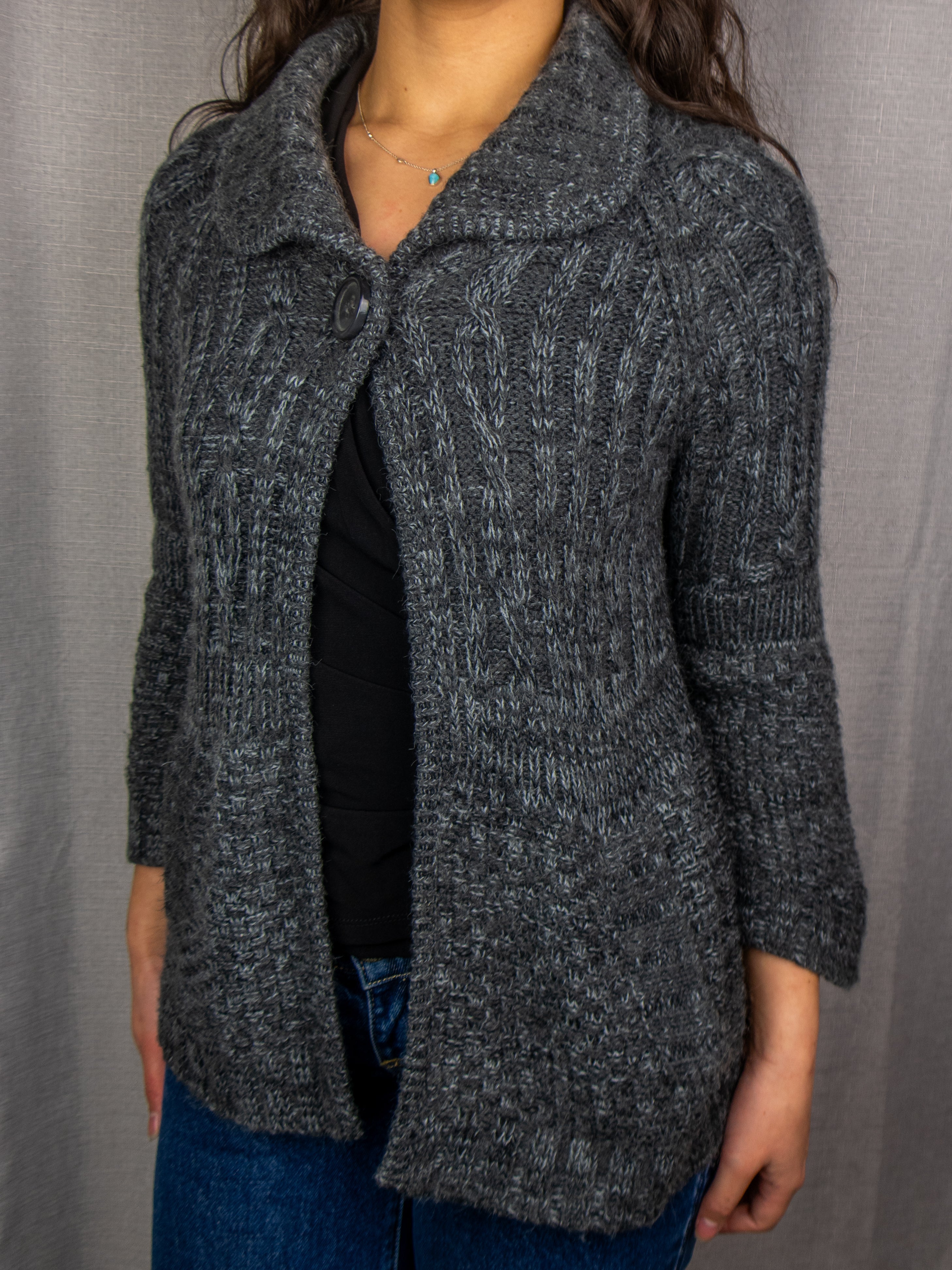 Cardigans & Knitwear