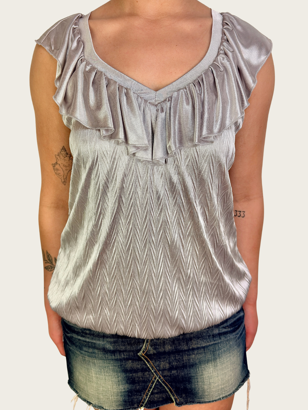 00s Valleygirl Silver Ruffle Top - Size S