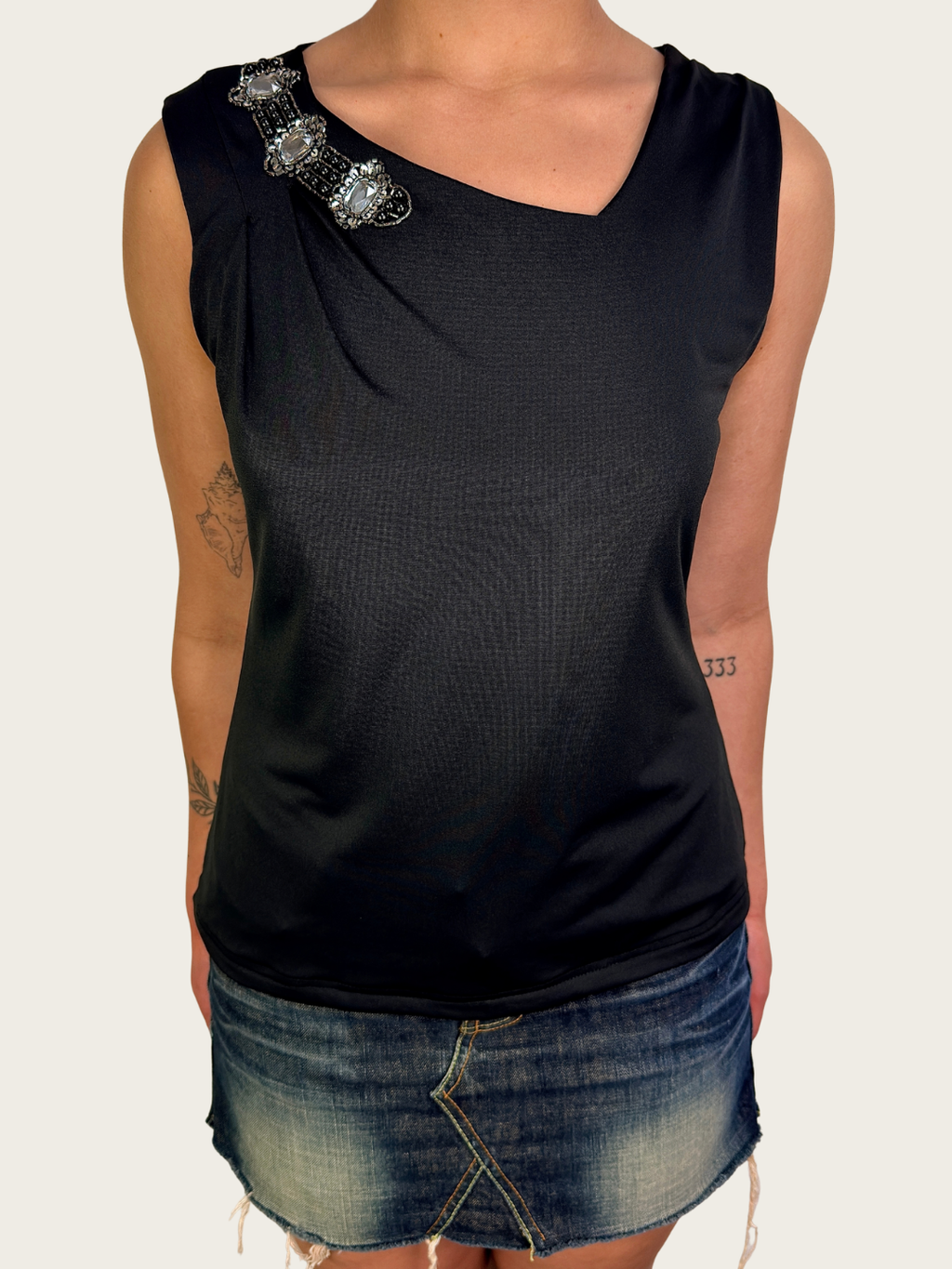 00s Covington Embellished Sleeveless Top - Size S