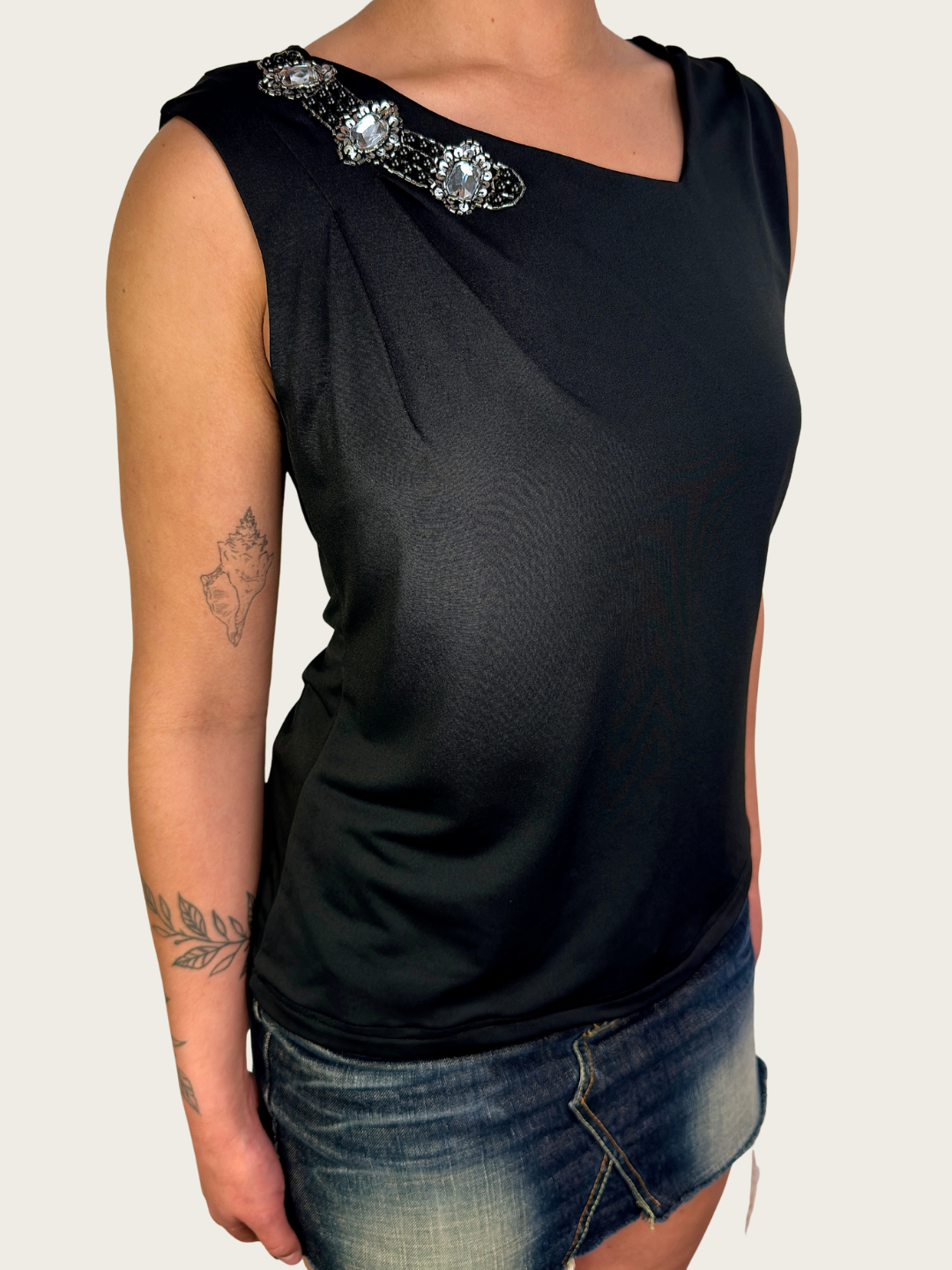00s Covington Embellished Sleeveless Top - Size S