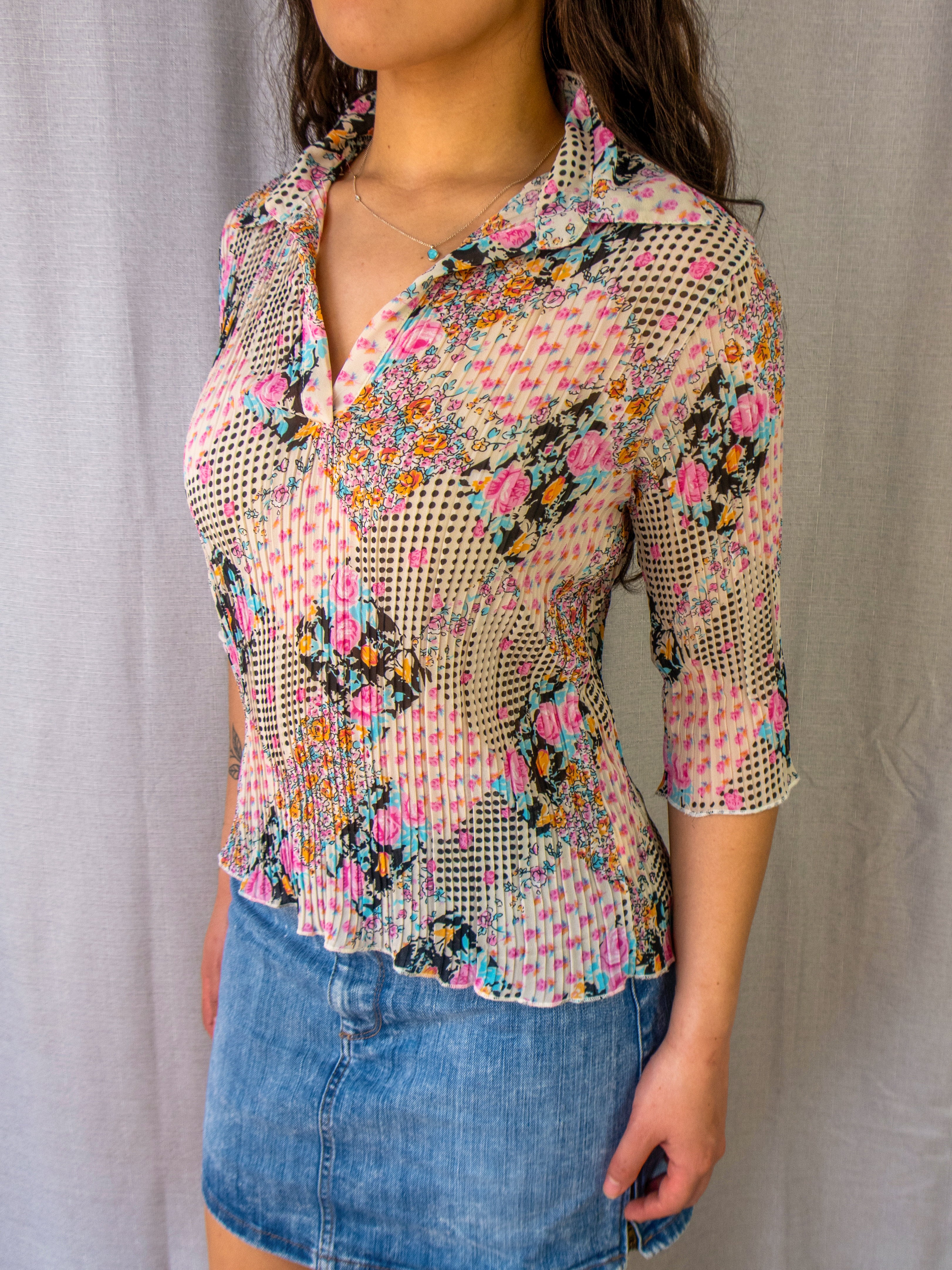 00s Vue d’Orange Floral Pleated Blouse - Size S/M