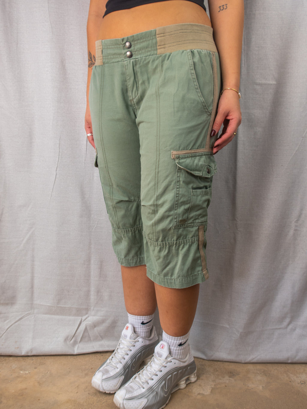 Y2K Rusty Cargo Shorts - Washed Green - Size 10