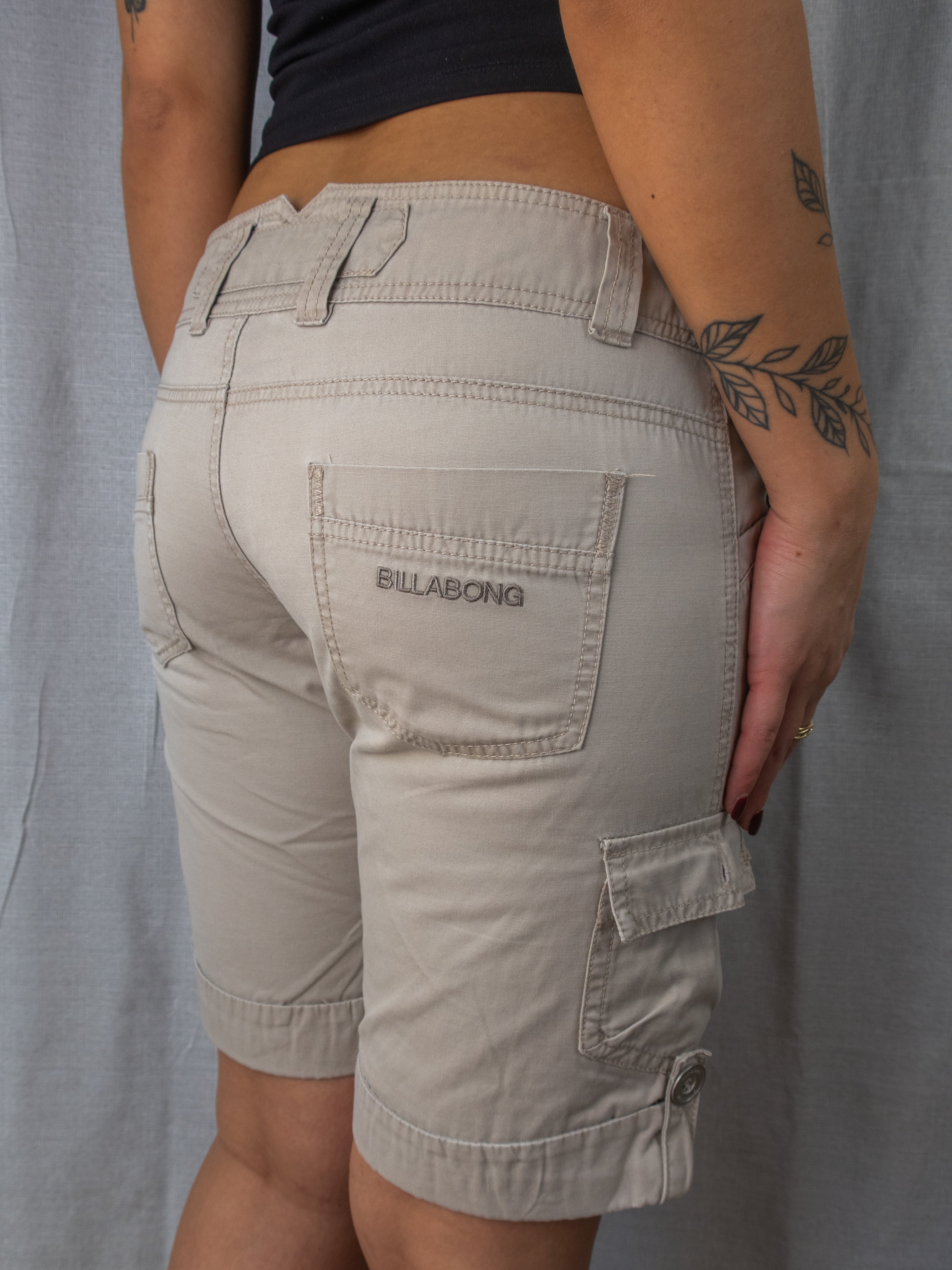 Y2K Billabong Cargo Shorts - Beige - Size 6