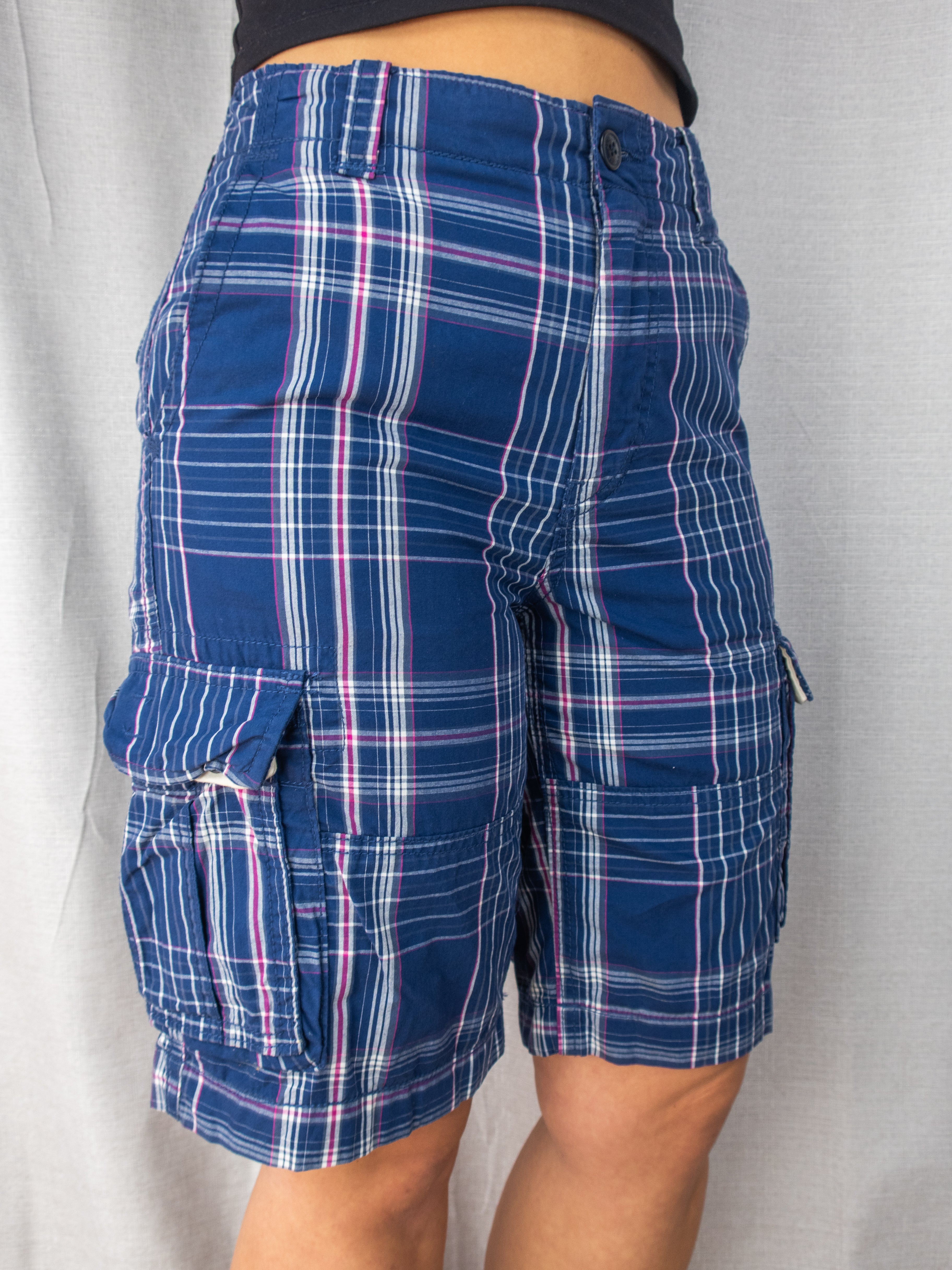 Gap Cargo Shorts - Navy Check - Size 6