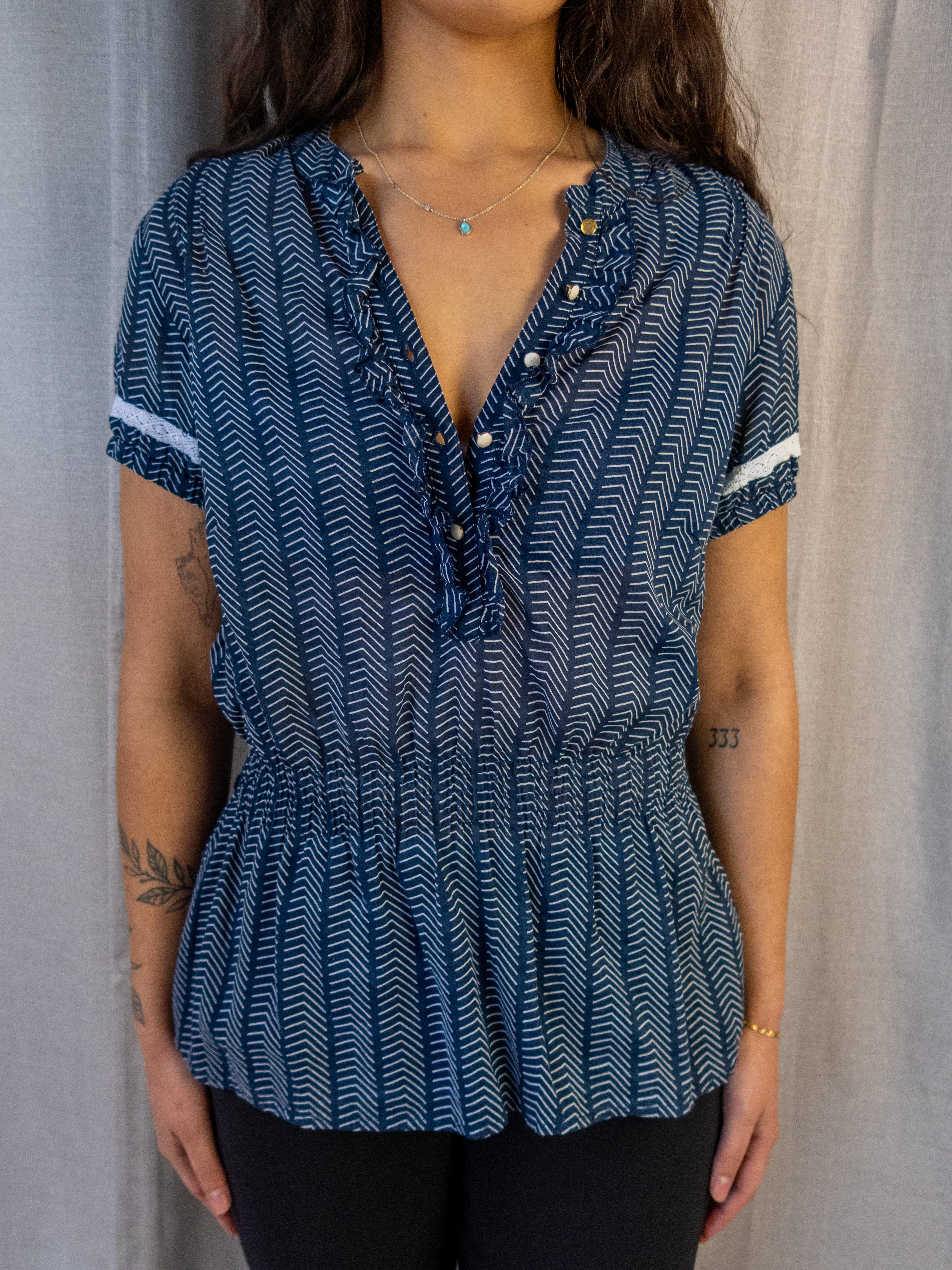Y2K Guess Jeans Patterned Peplum Top - Navy/White - Size M