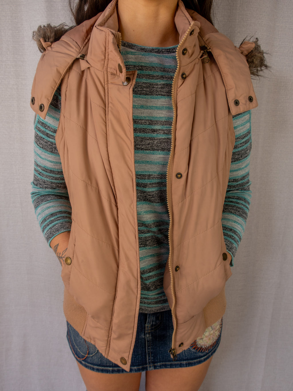 Y2K Puffer Vest - Beige Fur Hood - Size 12