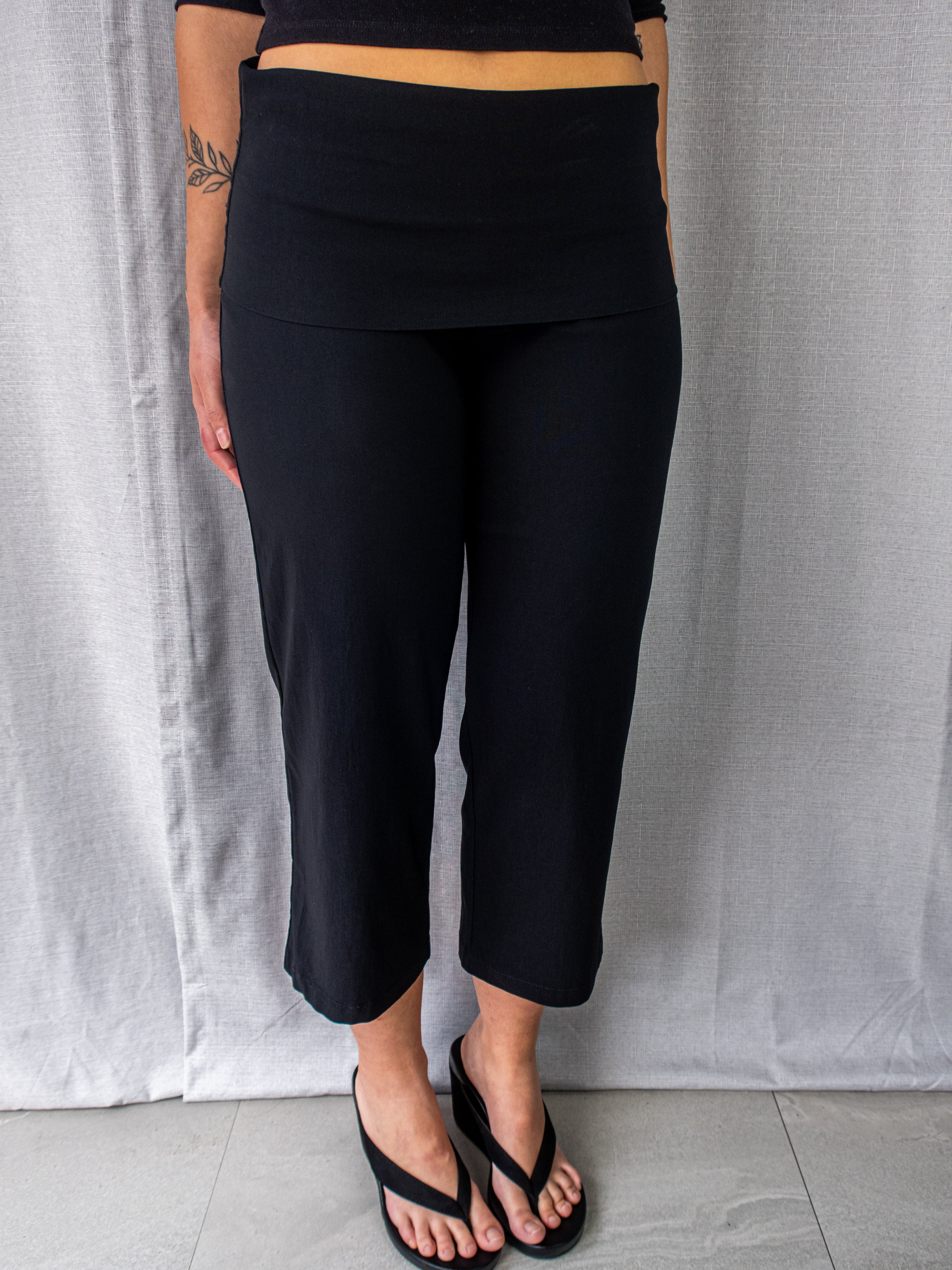 Y2K Sha Sha Foldover Cropped Pants - Black Stretch - Size 10