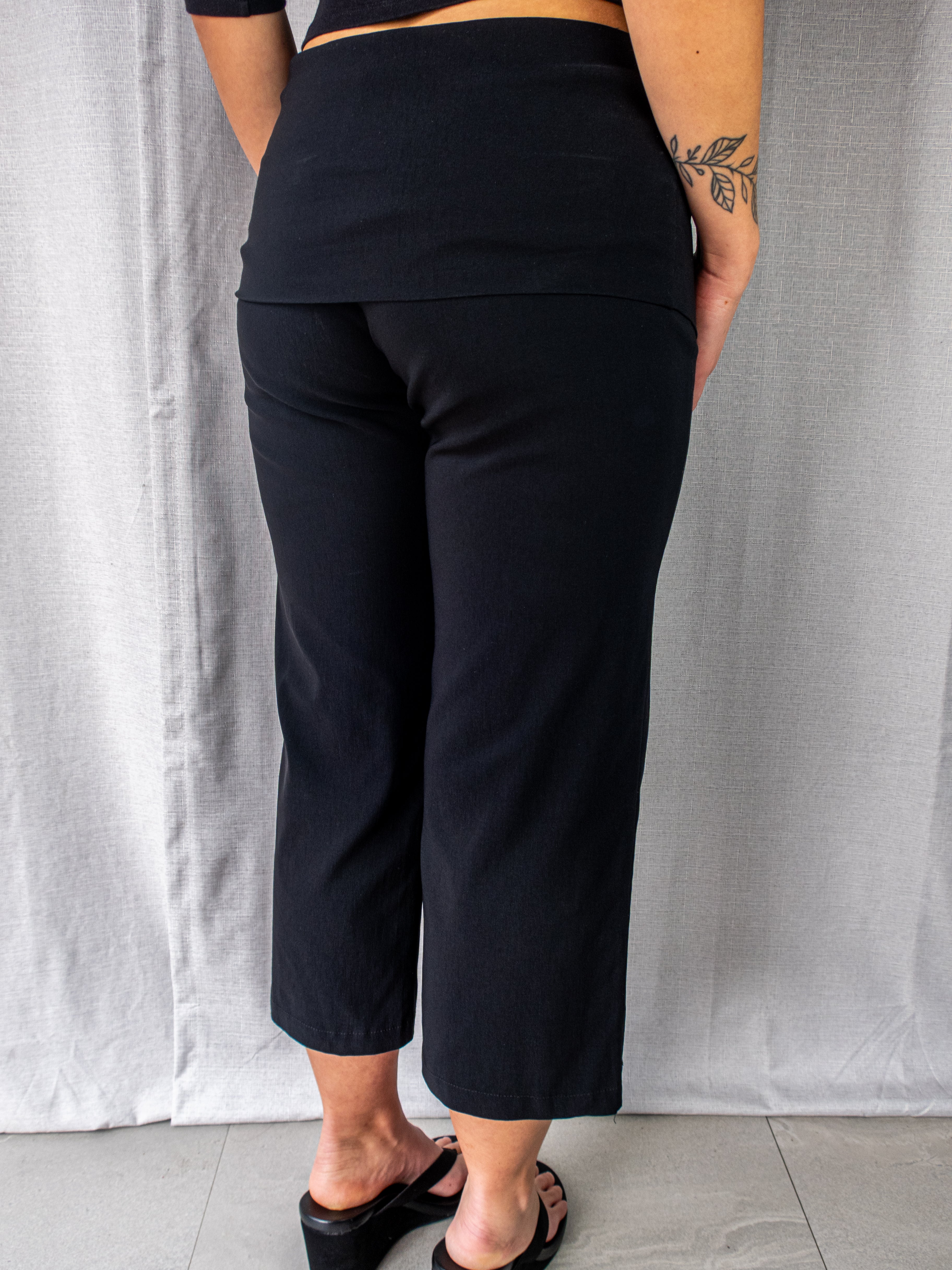 Y2K Sha Sha Foldover Cropped Pants - Black Stretch - Size 10