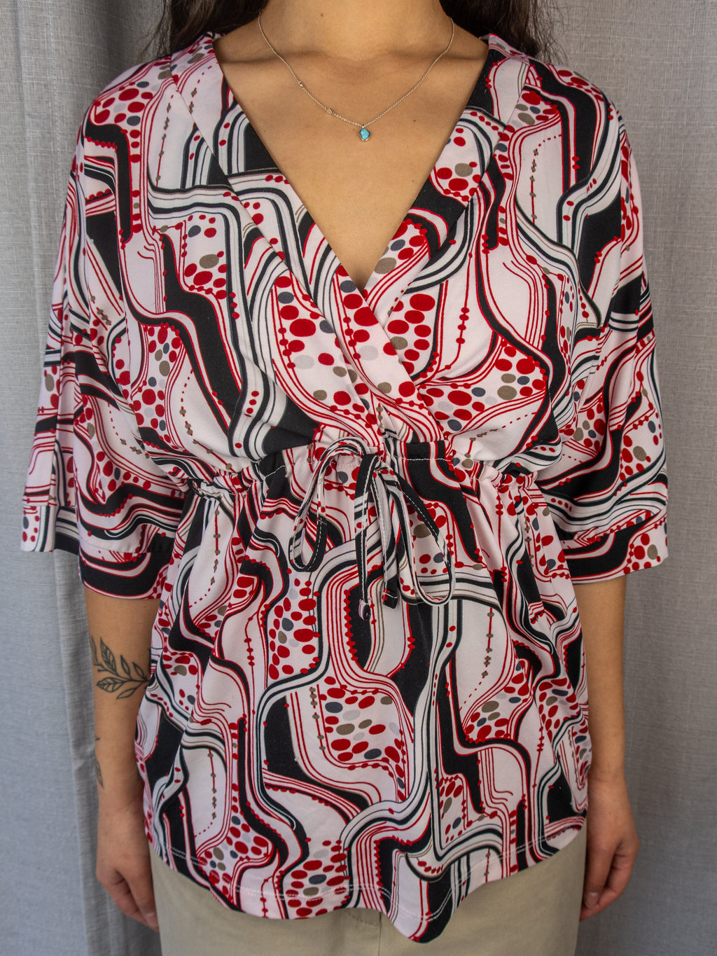 Y2K Suzanne Grae Wrap Top - Red Abstract Print - Size S