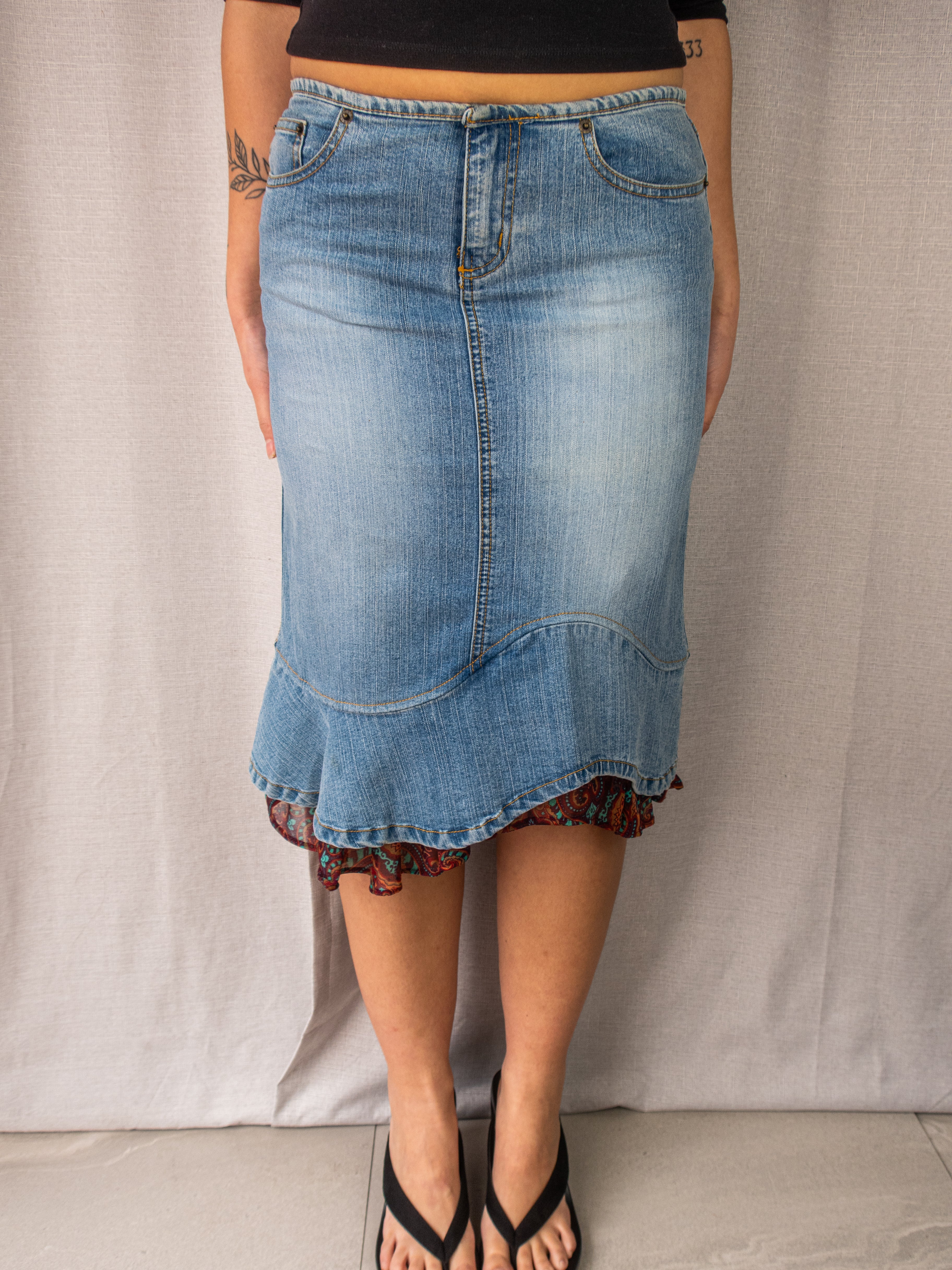 Y2K Grab Denim Skirt - Paisley Ruffle Hem - Size 8