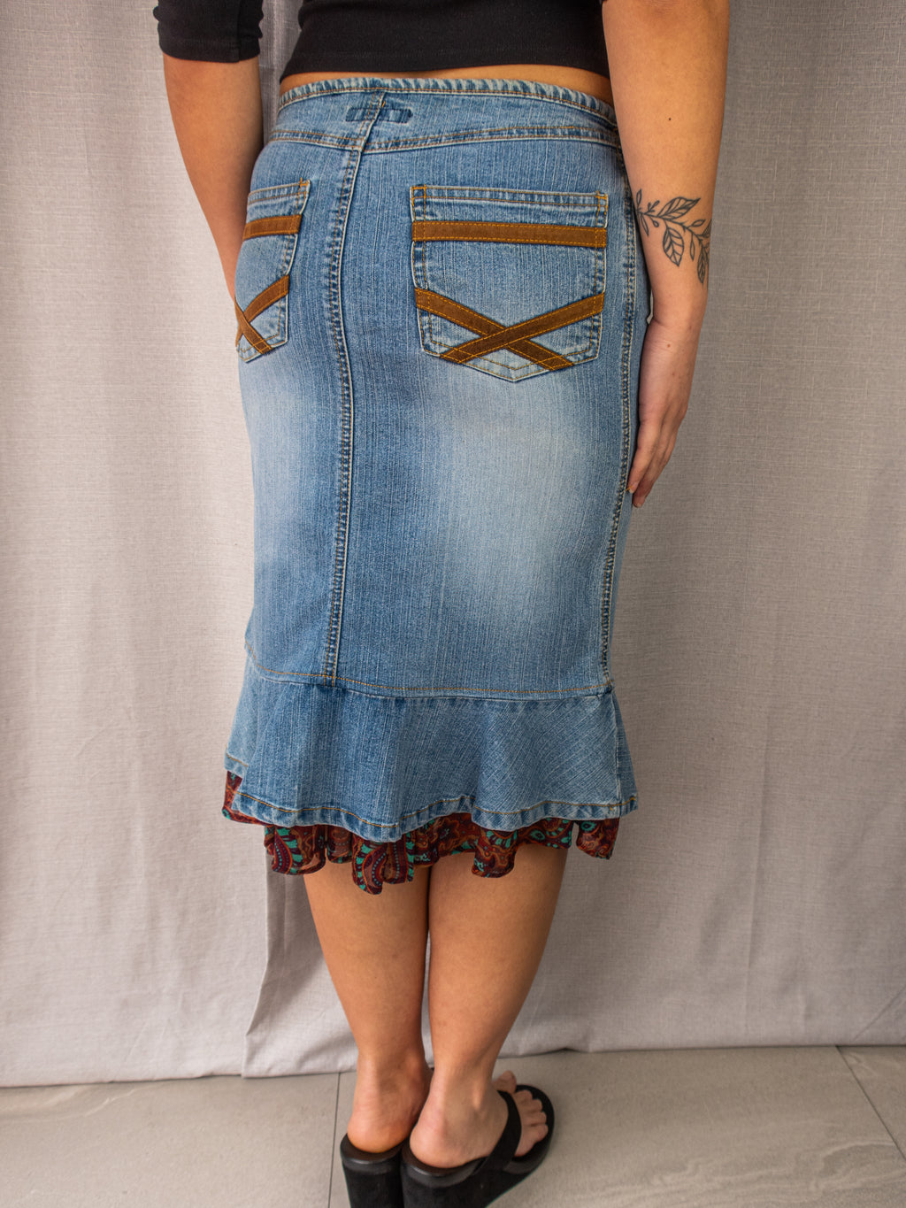 Y2K Grab Denim Skirt - Paisley Ruffle Hem - Size 8