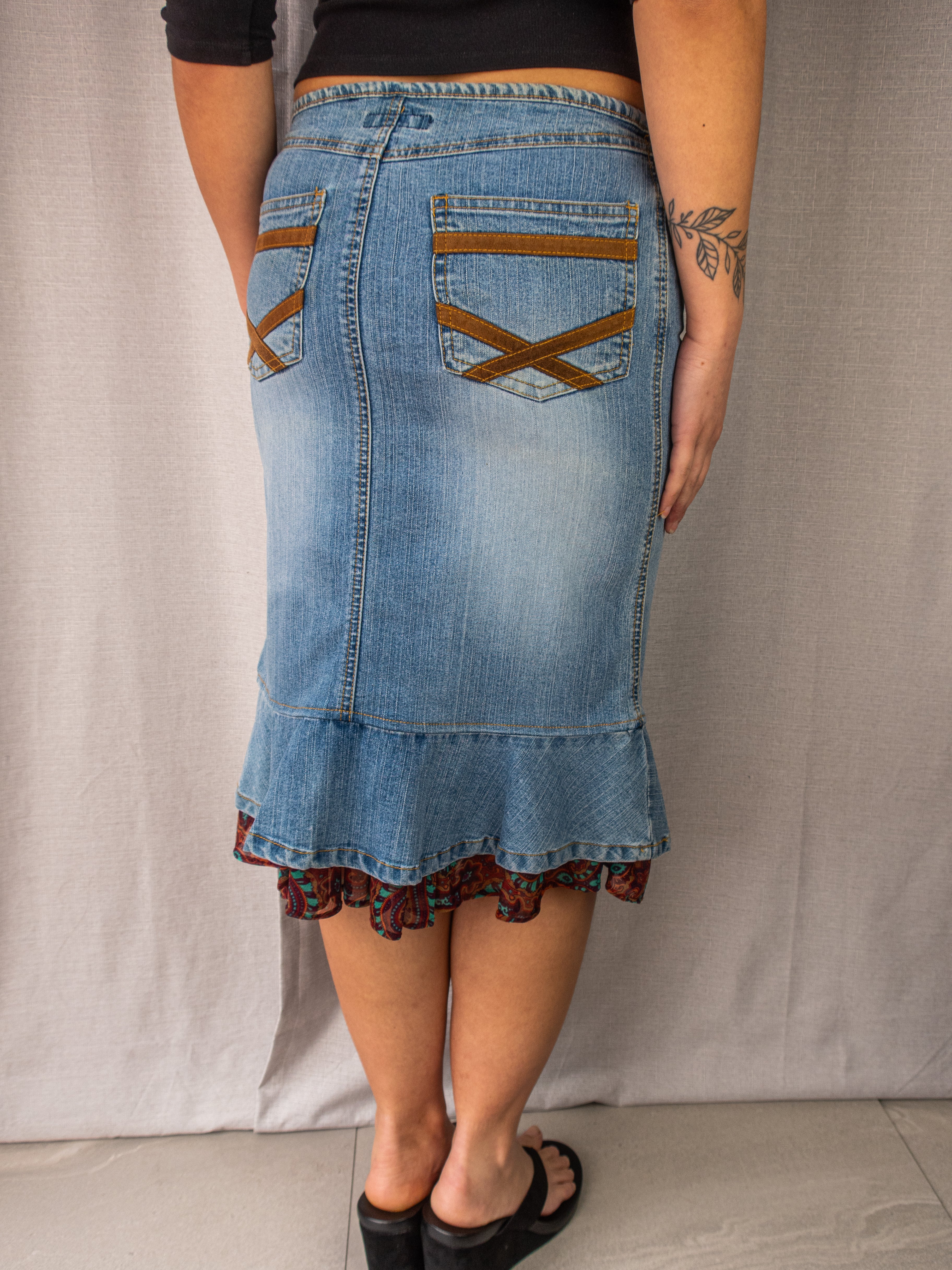 Y2K Grab Denim Skirt - Paisley Ruffle Hem - Size 8