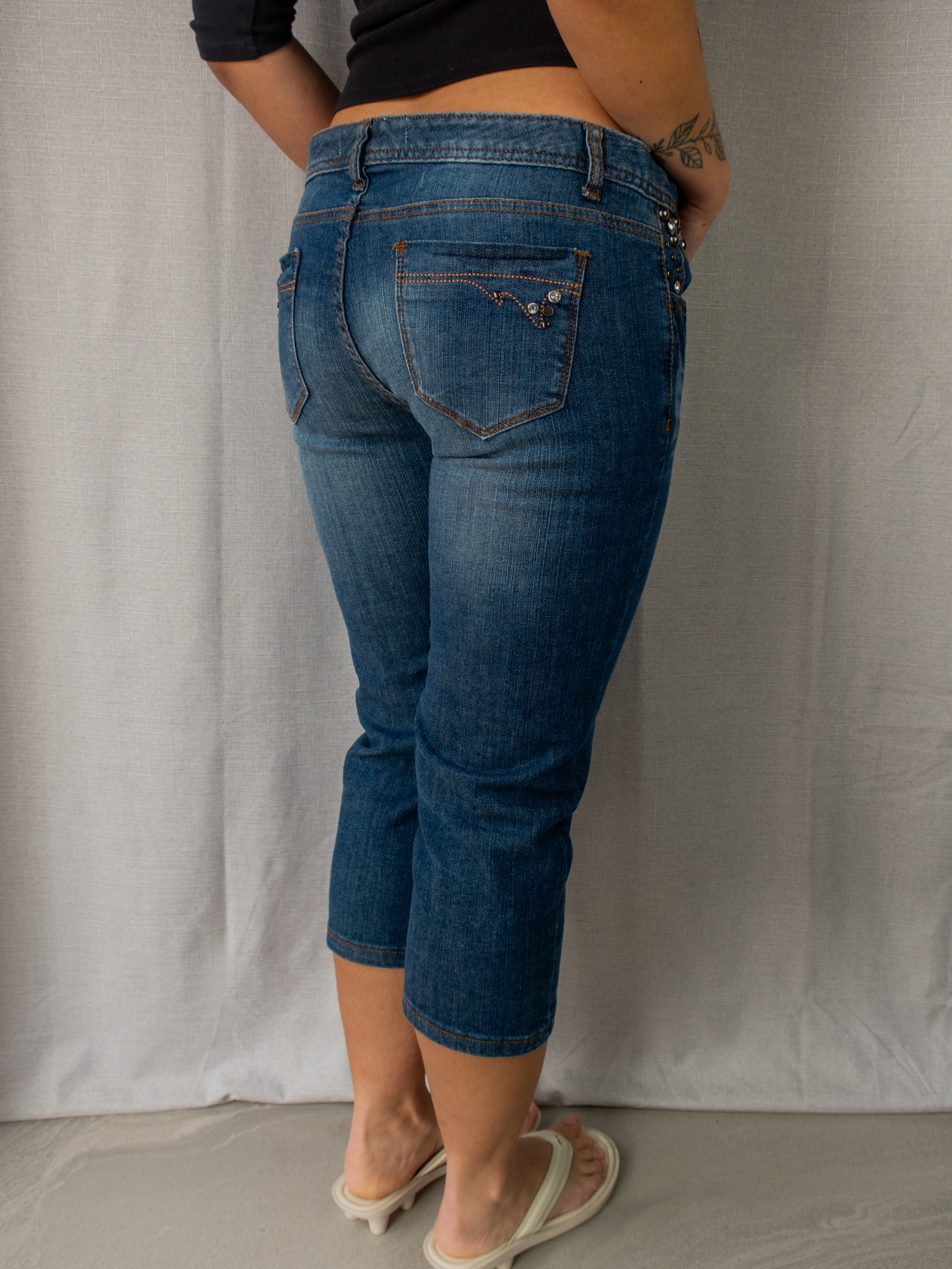 Y2K GNG Jeans Studded Capris - Size M/L