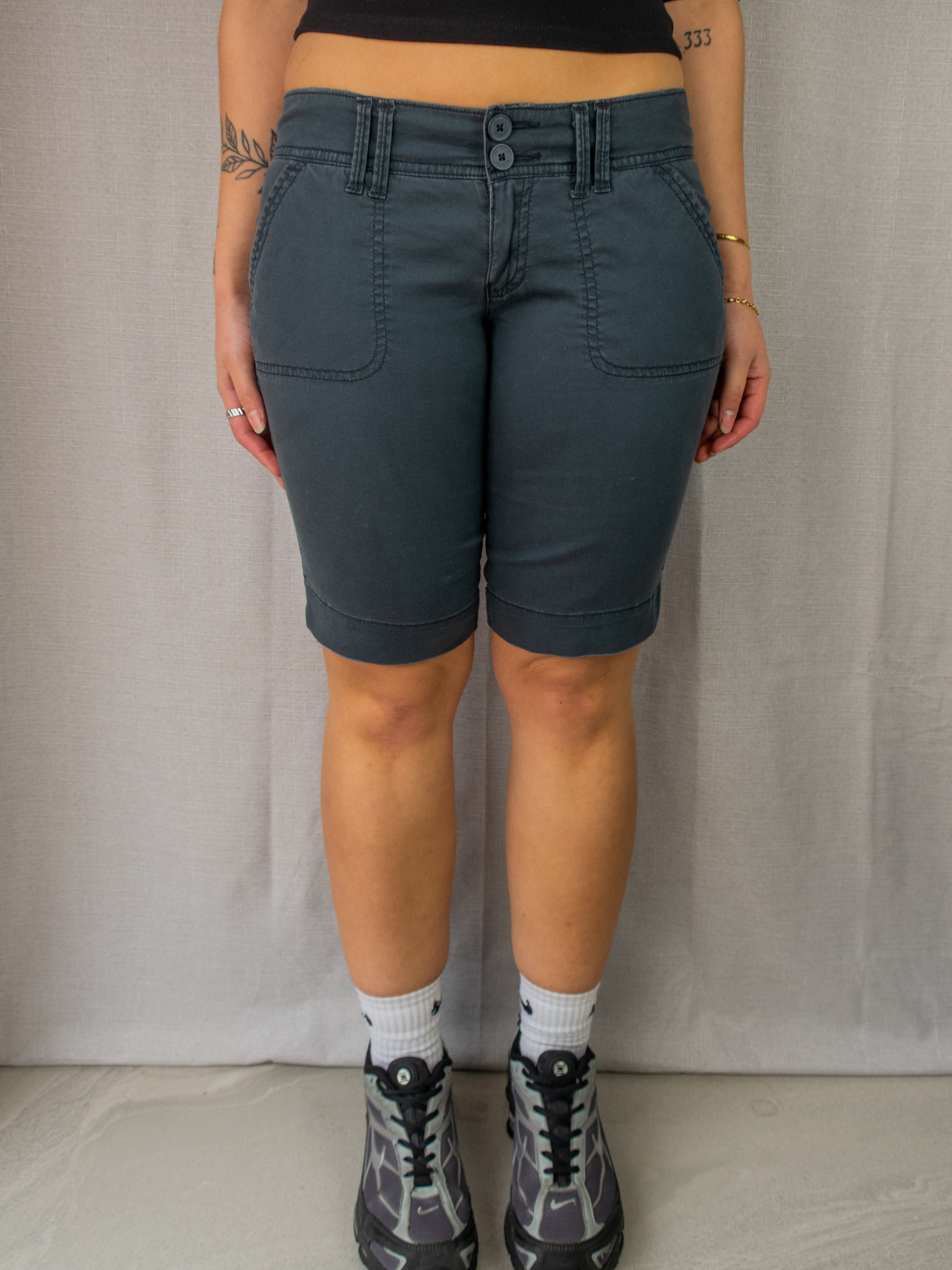 Hollister Cargo Shorts - Size XS