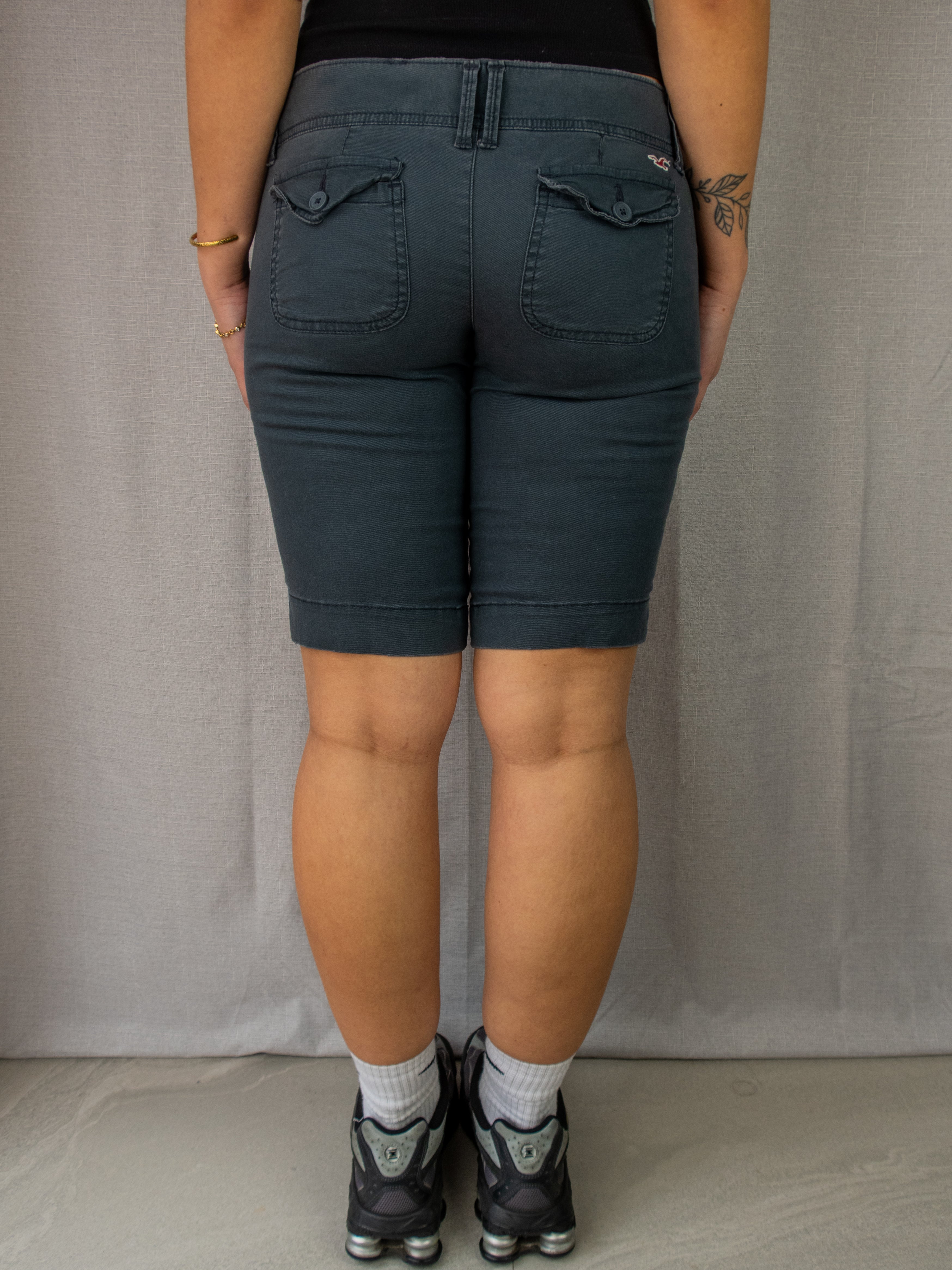 Hollister Cargo Shorts - Size XS