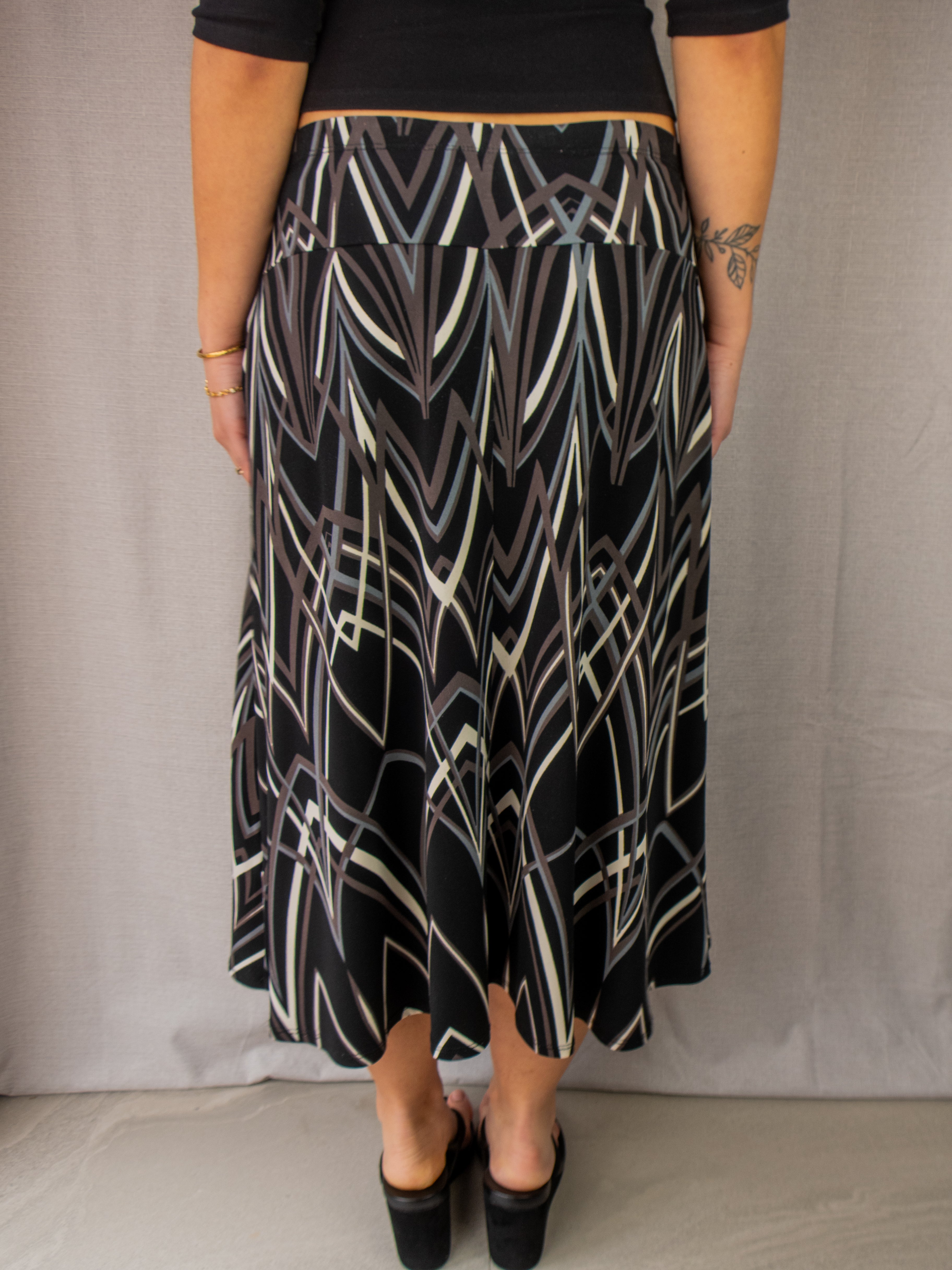 Y2K Suzanne Grae Geometric Maxi Skirt - Size M/L