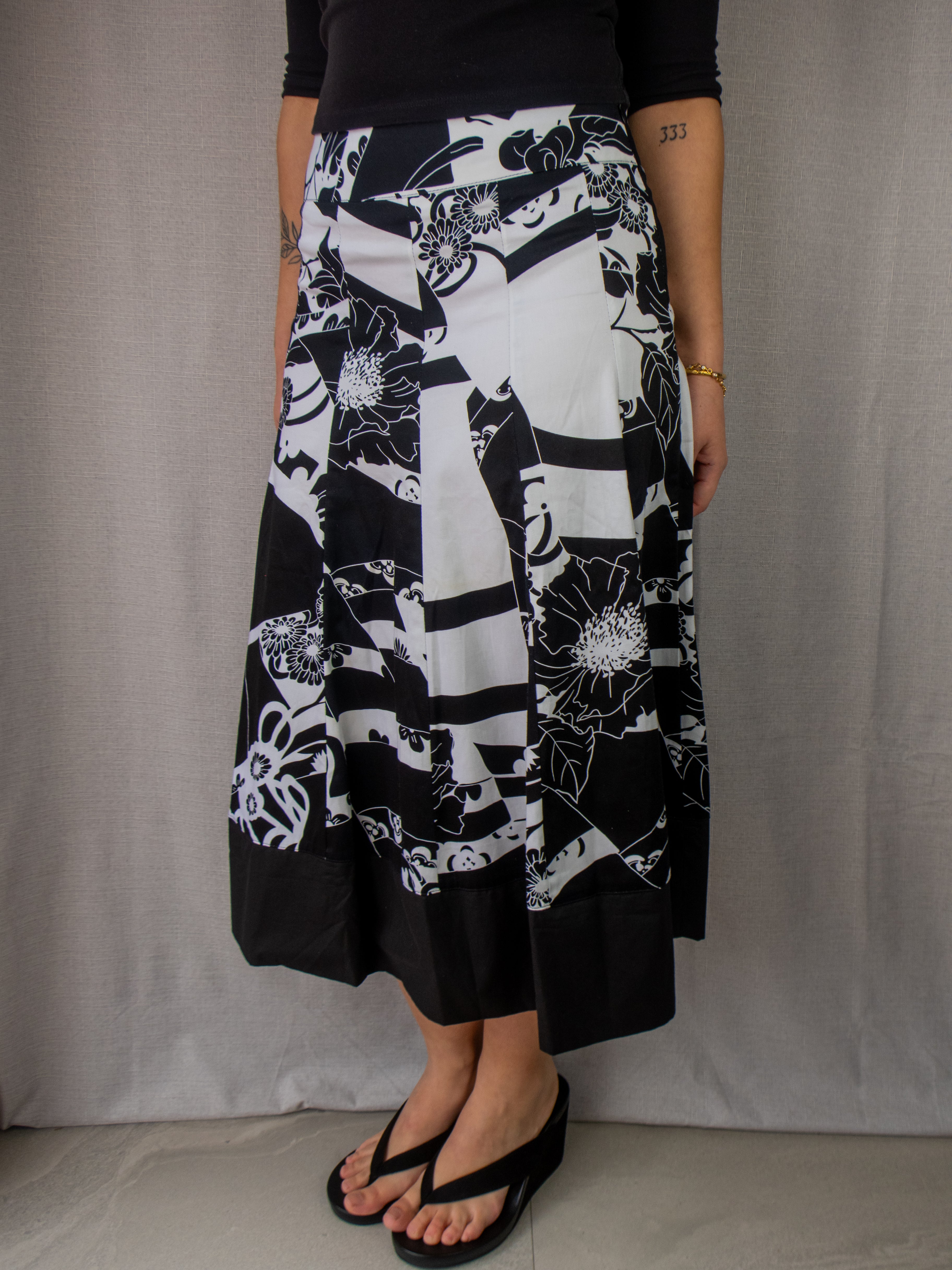 Y2K V.O.K Australia Printed Midi Skirt - Size XS