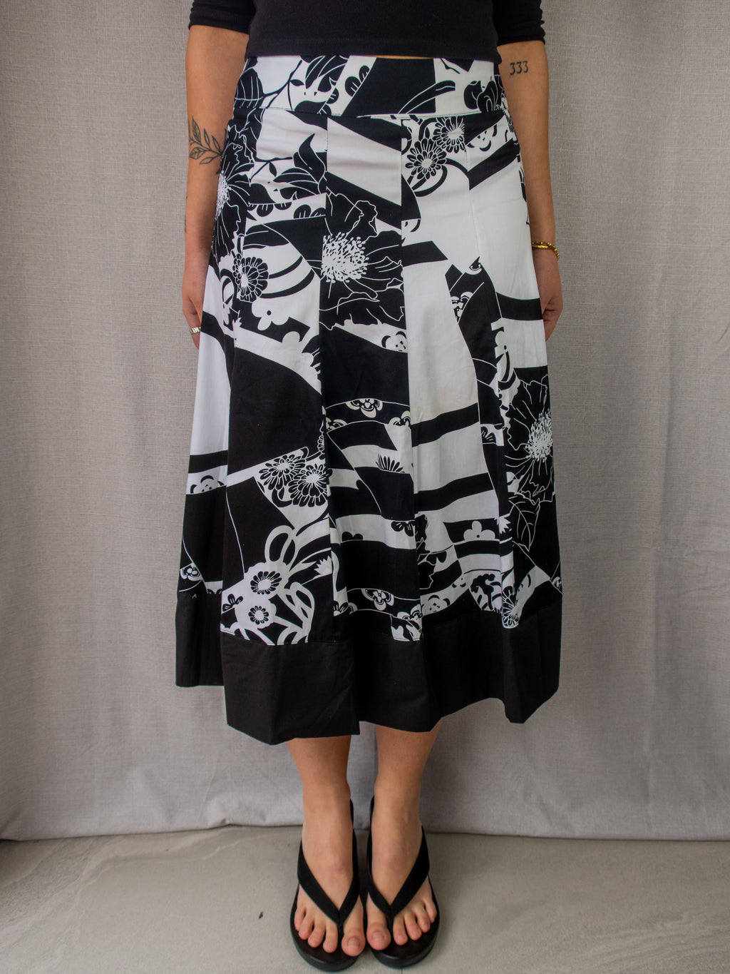 Y2K V.O.K Australia Printed Midi Skirt - Size XS