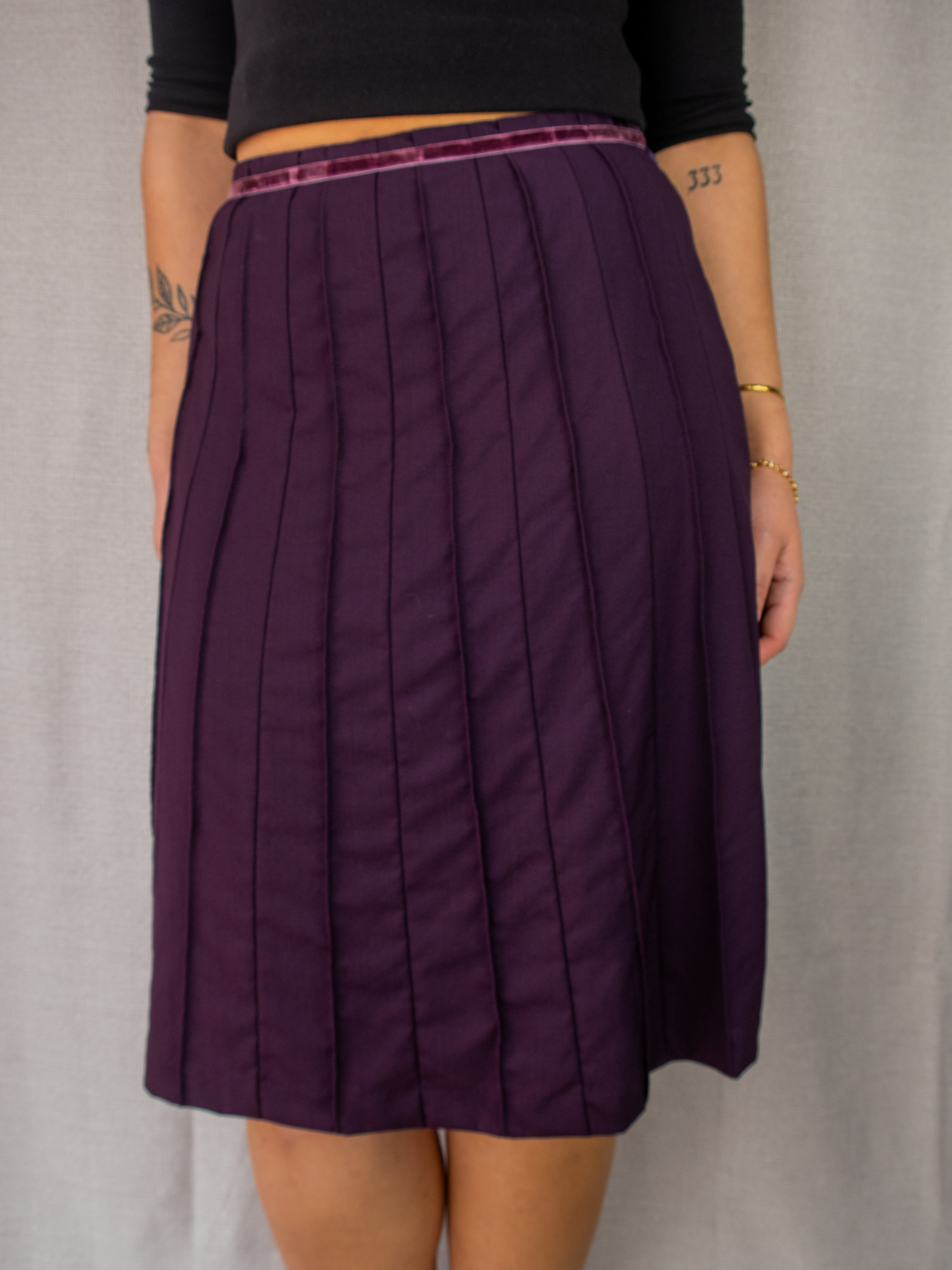 Y2K Pozo Pleated Midi Skirt - Size XS