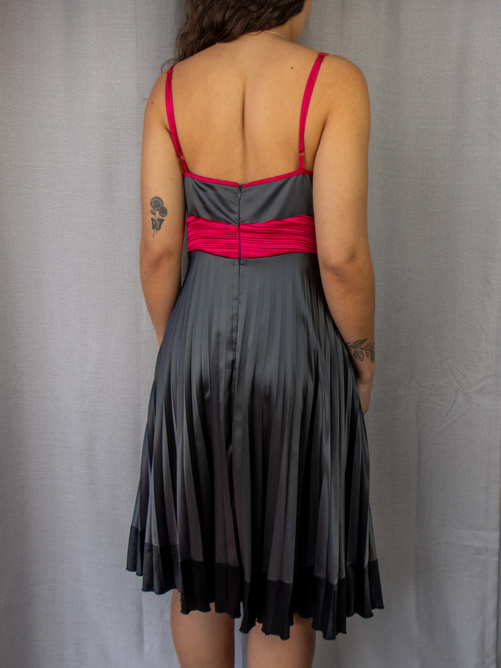 00s Review Australia Midi Dress - Size L