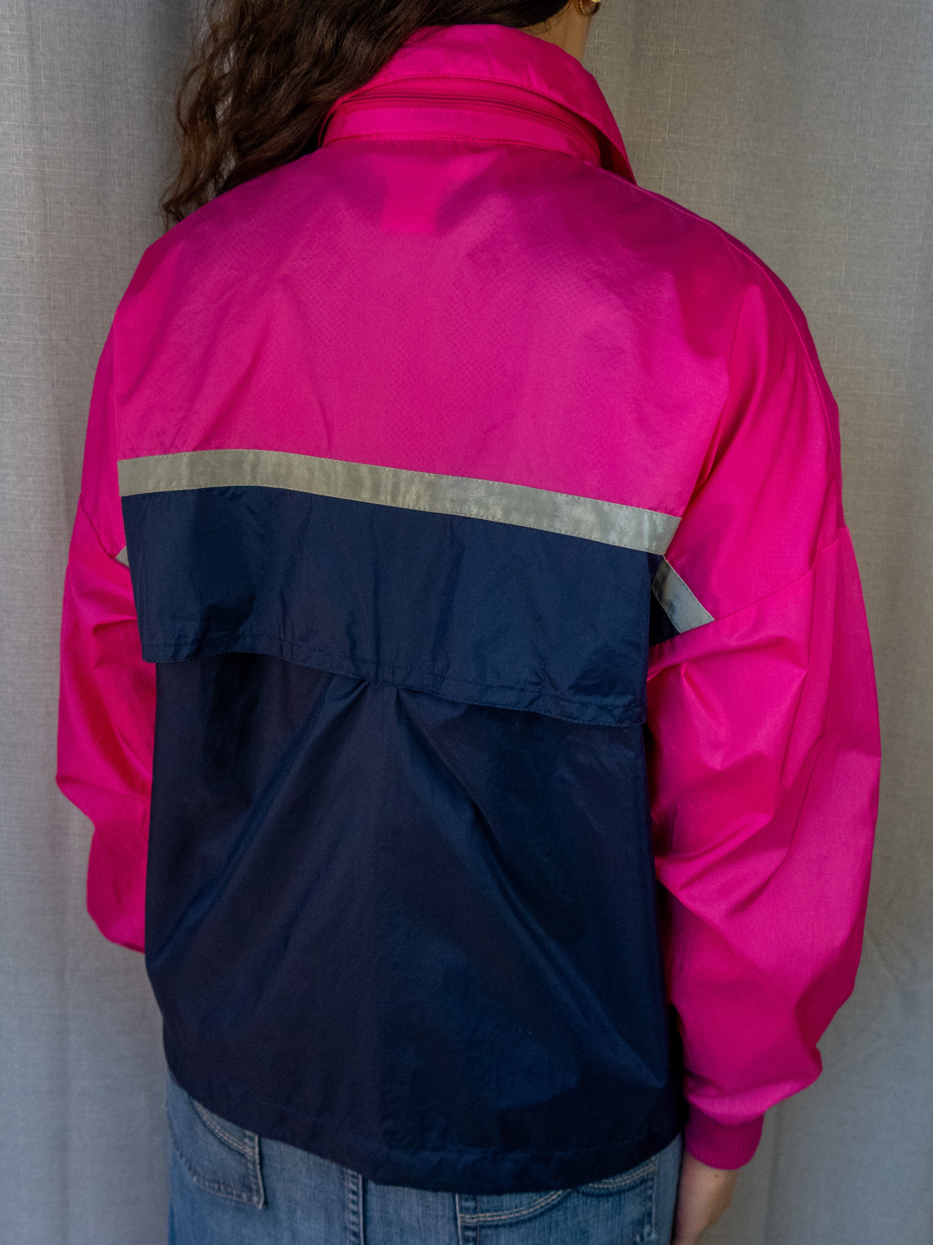 Vintage Asics Tiger Windbreaker - Size M