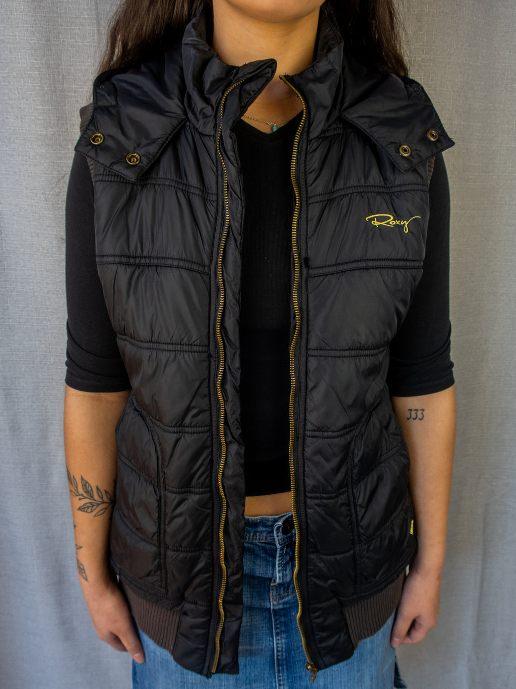 00s Roxy Hooded Puffer Vest - Size M