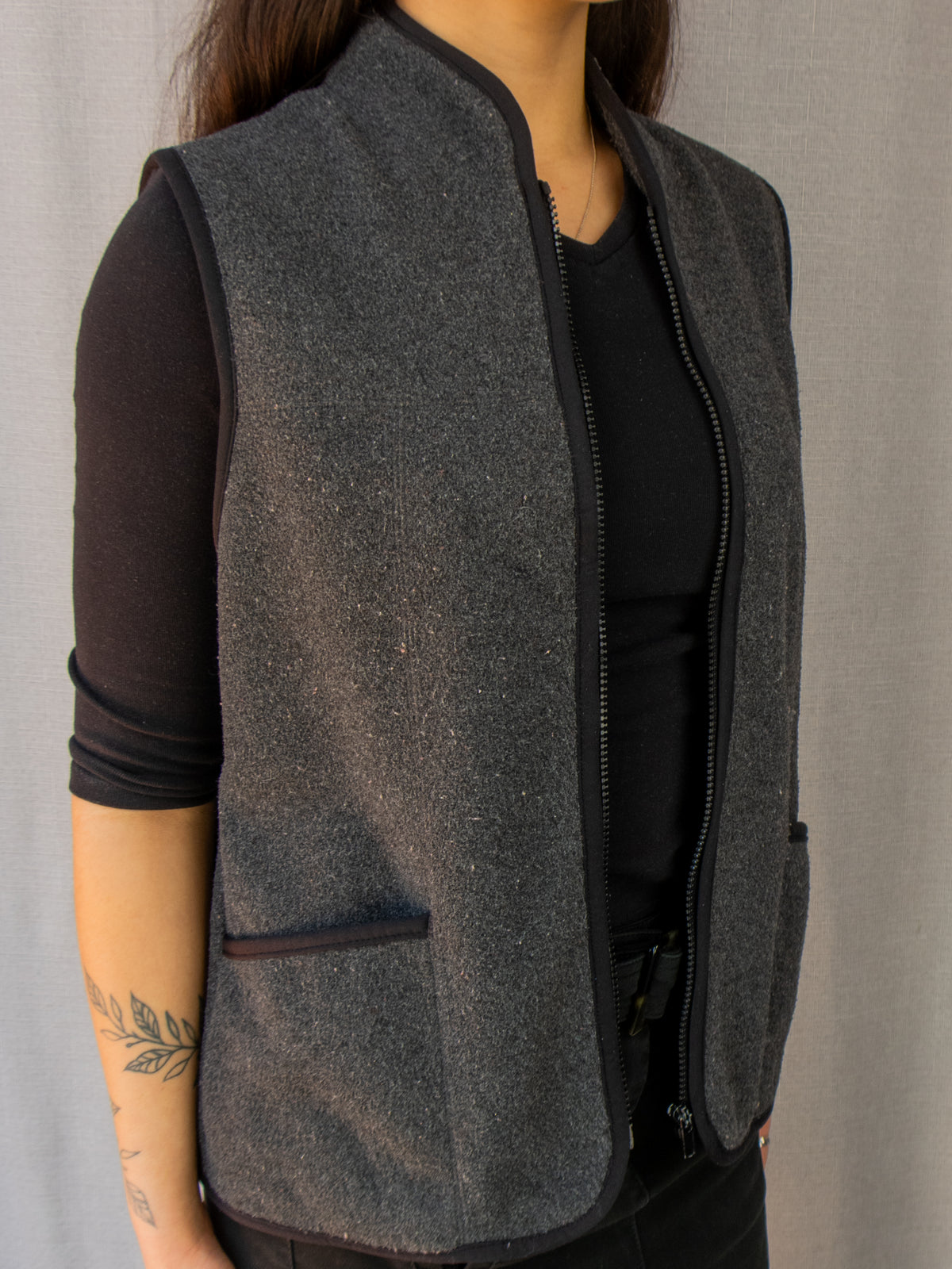 Vintage Guess Jeans Fleece Zip Vest - Size L
