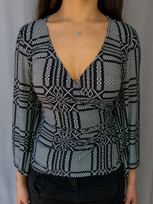 00s Charlie Brown Black & White Wrap Top - Size S