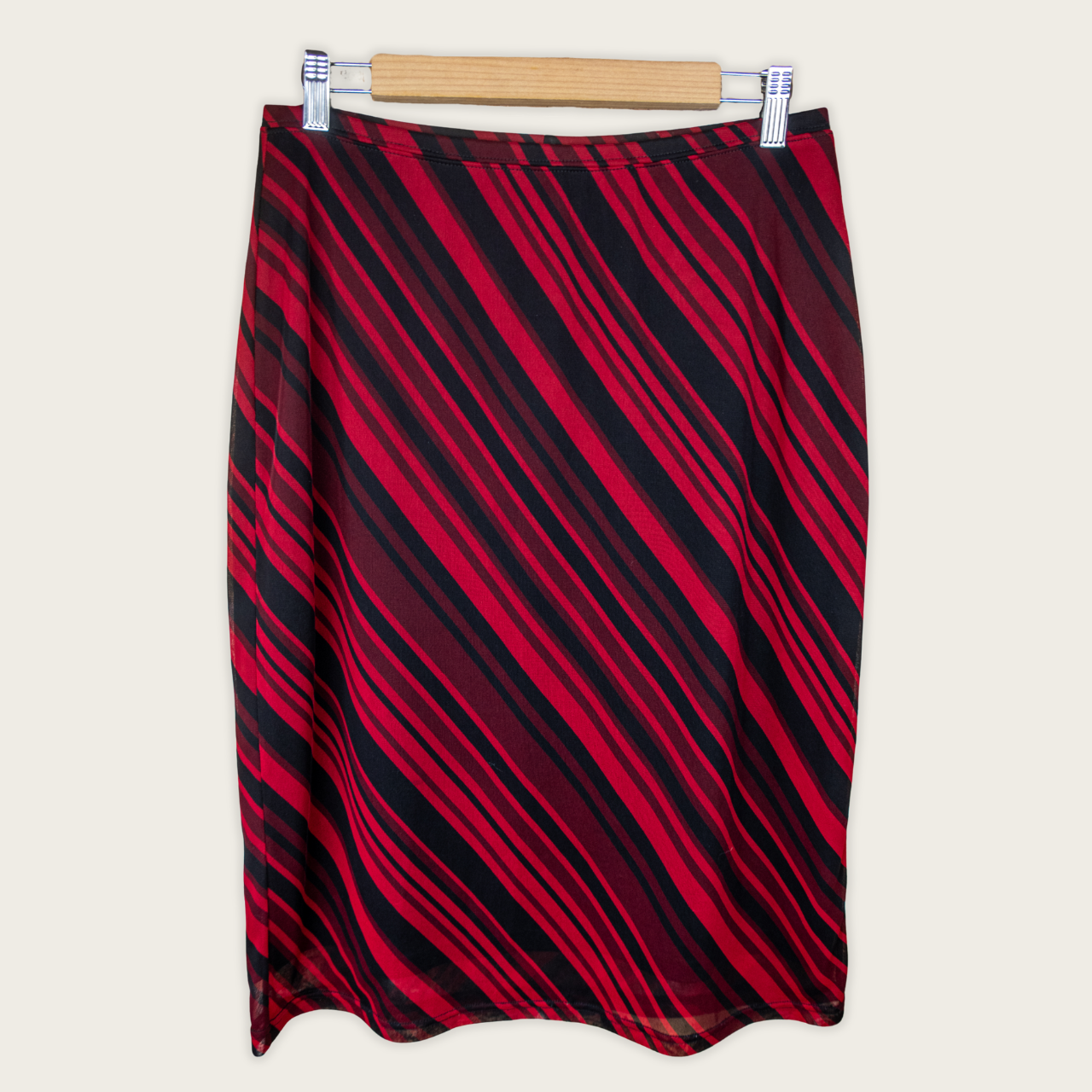 Y2K Sussan Midi Skirt – Red Stripe – Size M