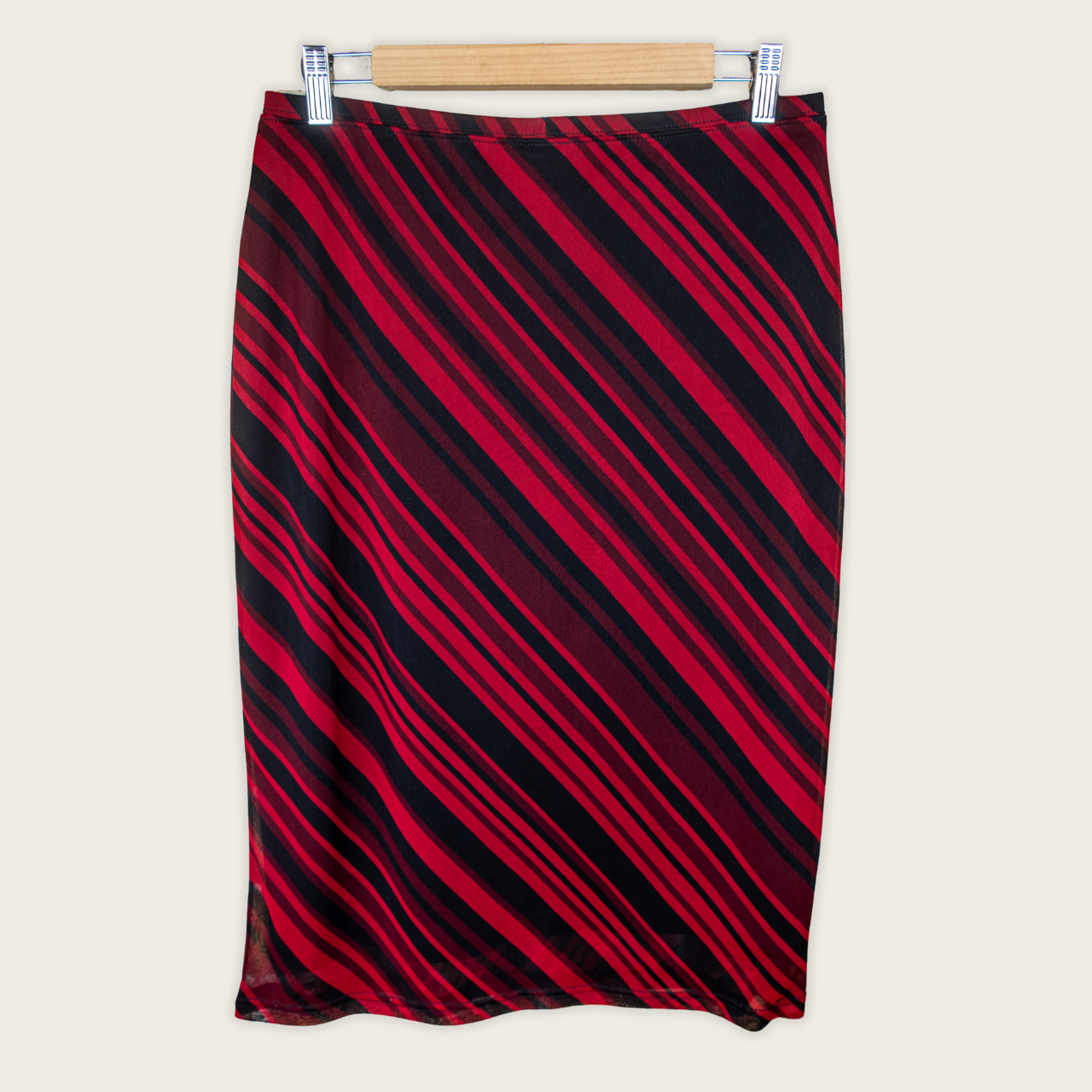 Y2K Sussan Midi Skirt – Red Stripe – Size M