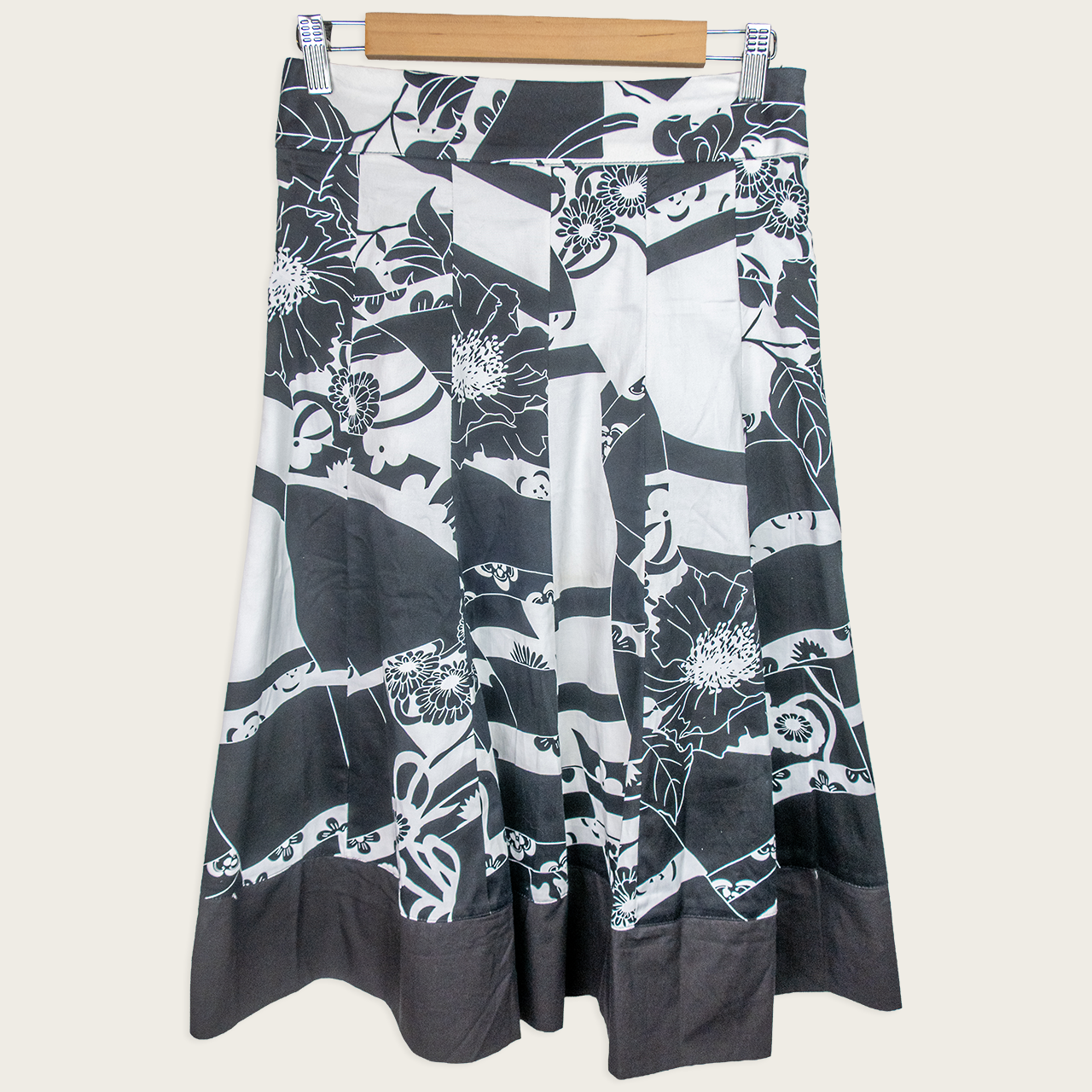 Y2K V.O.K Australia Printed A-Line Midi Skirt - Black/White - Size 8
