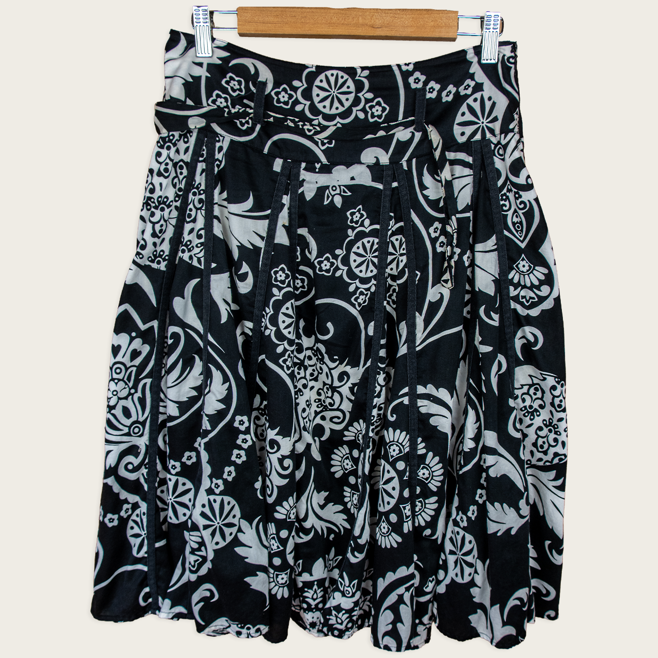 Y2K Suzanne Grae Floral Belted Midi Skirt - Black White Print - Size S