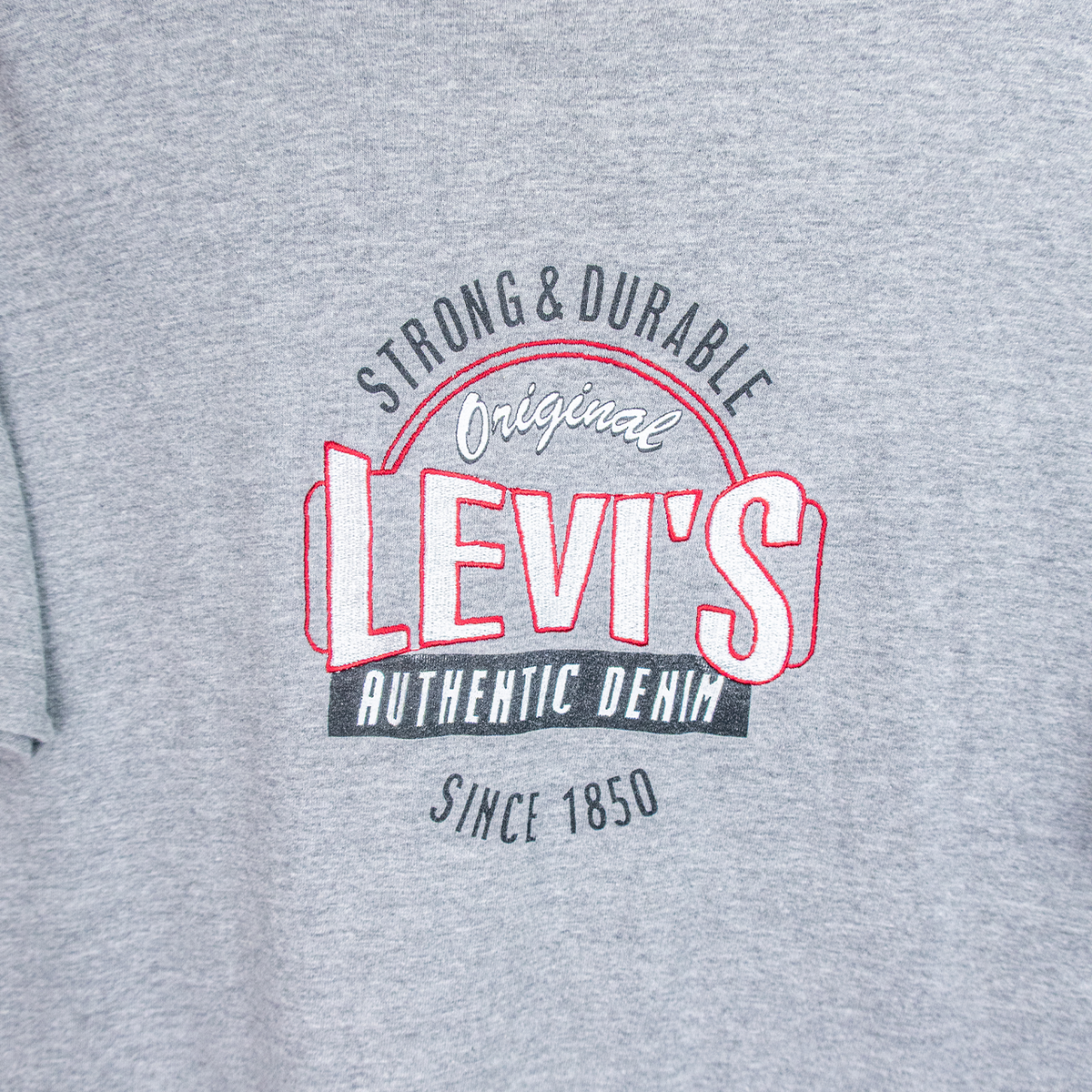 Vintage 90's Levi’s T-Shirt - Size S