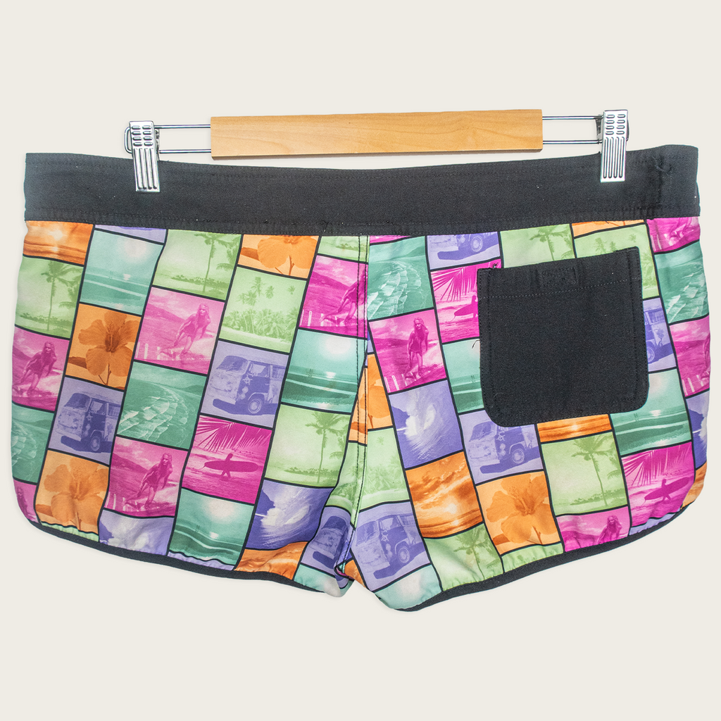 Y2K Rip Curl Board Shorts - Size M/L
