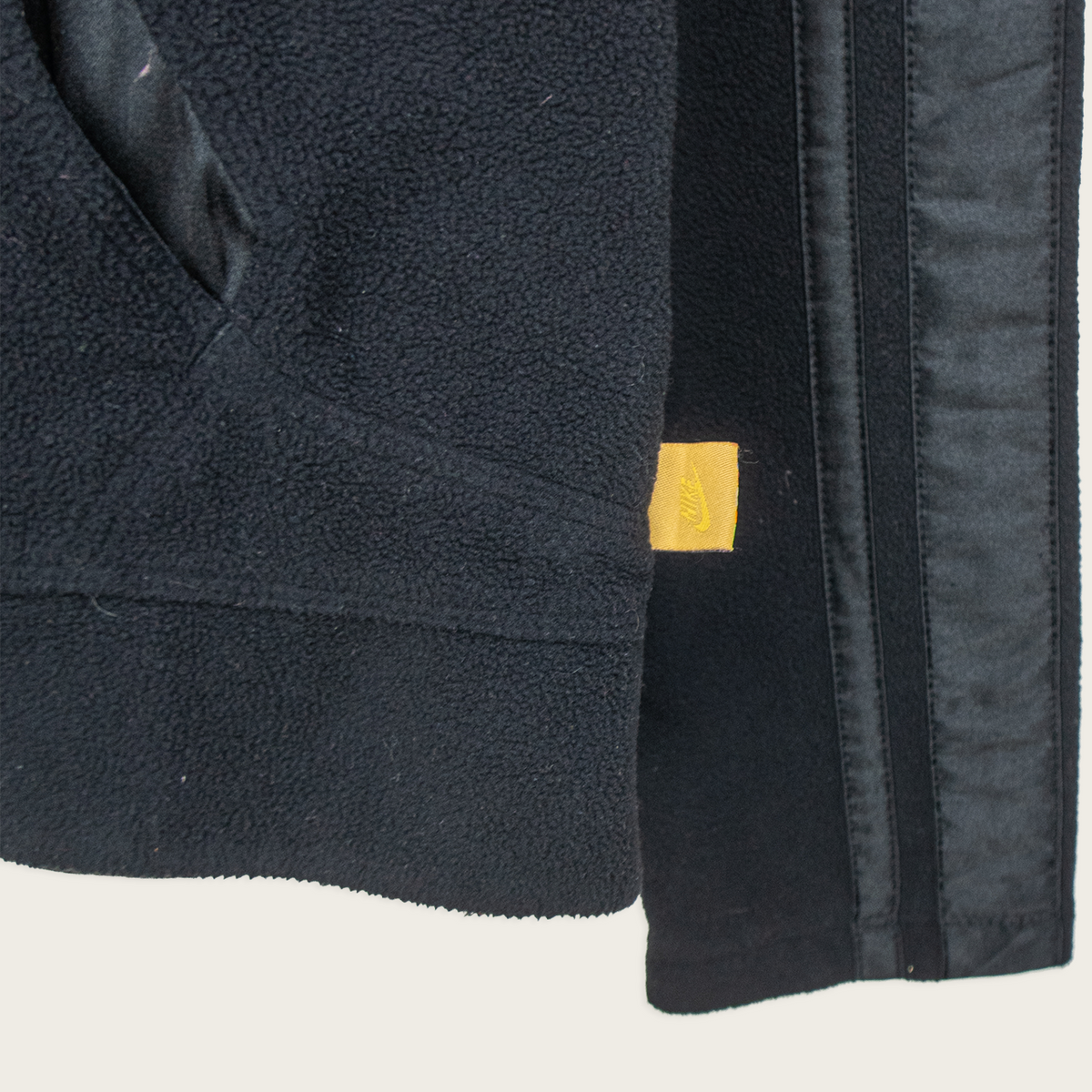 00s Nike Athletics Fitted Fleece Zip Hoodie Black - Size S/M