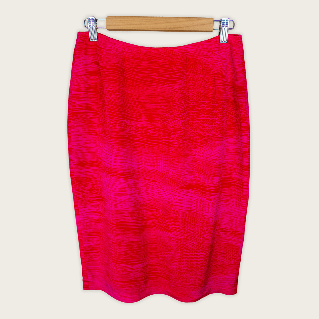 Y2K G2 Textured Pencil Skirt - Hot Pink - Size 8