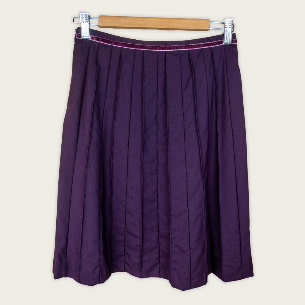 Y2K Pozo Pleated Skirt - Velvet Trim - Size 6