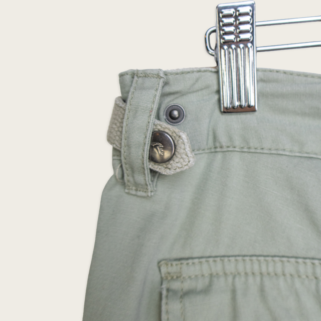 00s Rusty Sage Cargo Mini Shorts - Size M