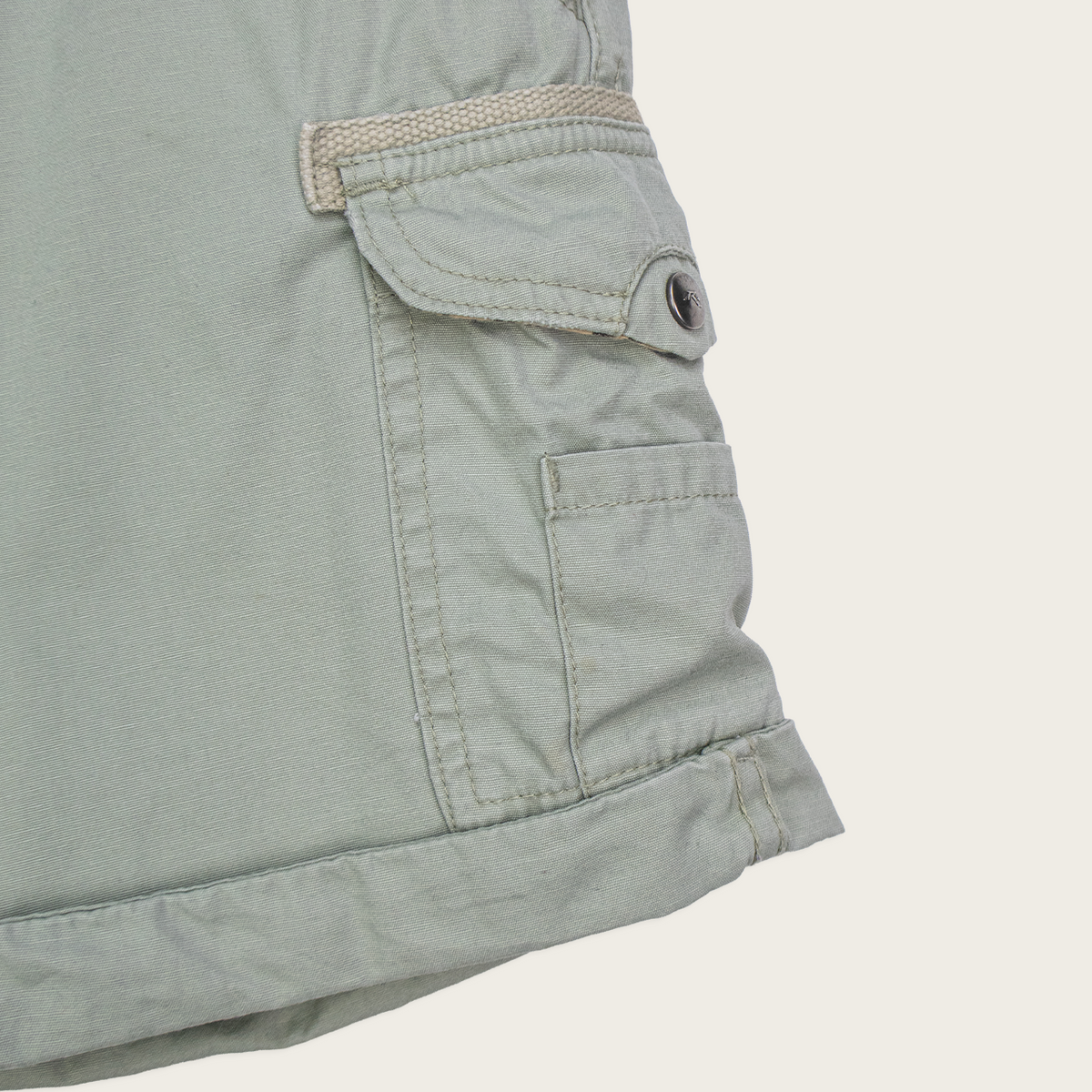 00s Rusty Sage Cargo Mini Shorts - Size M
