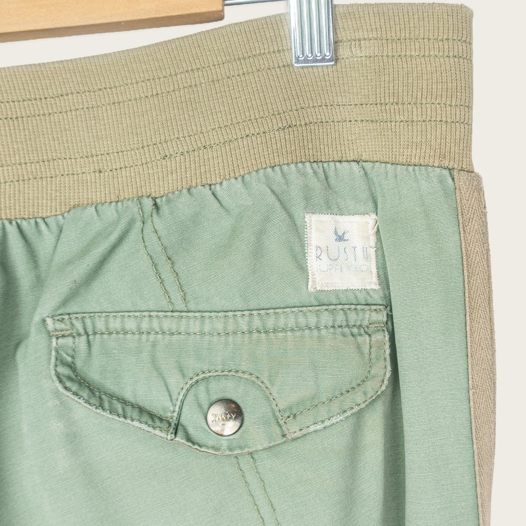 Y2K Rusty Cargo Shorts - Size M